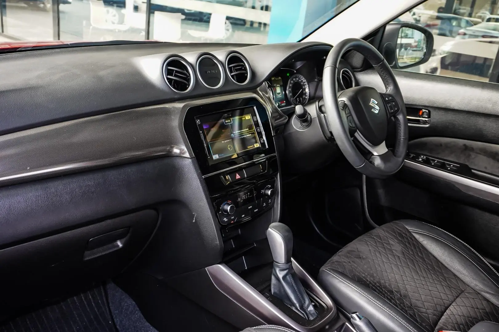 2023 Suzuki Vitara Gallery Image 11
