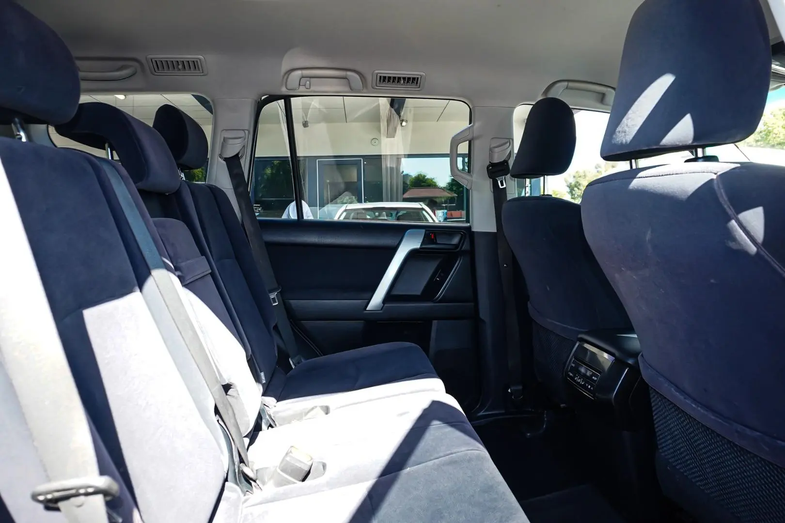 2013 Toyota Landcruiser Prado Gallery Image 8