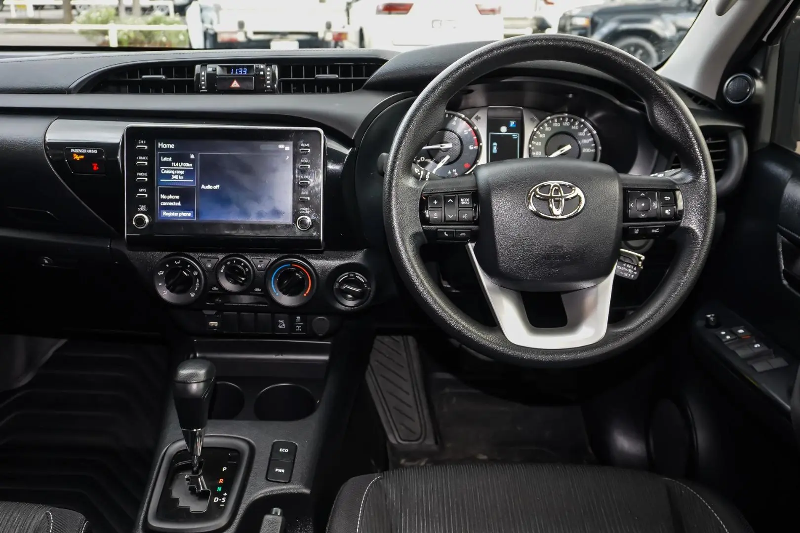 2023 Toyota Hilux Gallery Image 8