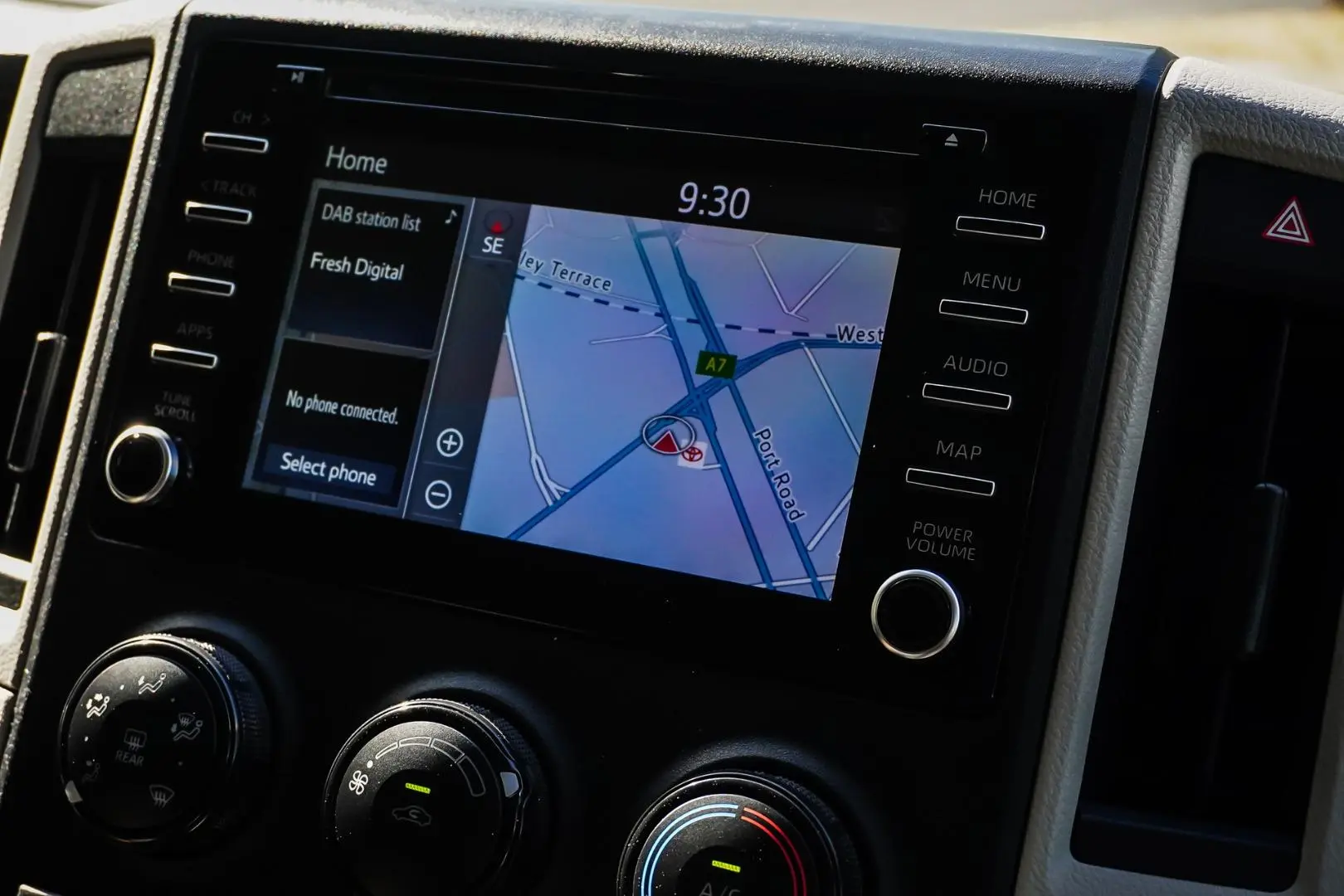 2020 Toyota Hiace Gallery Image 22