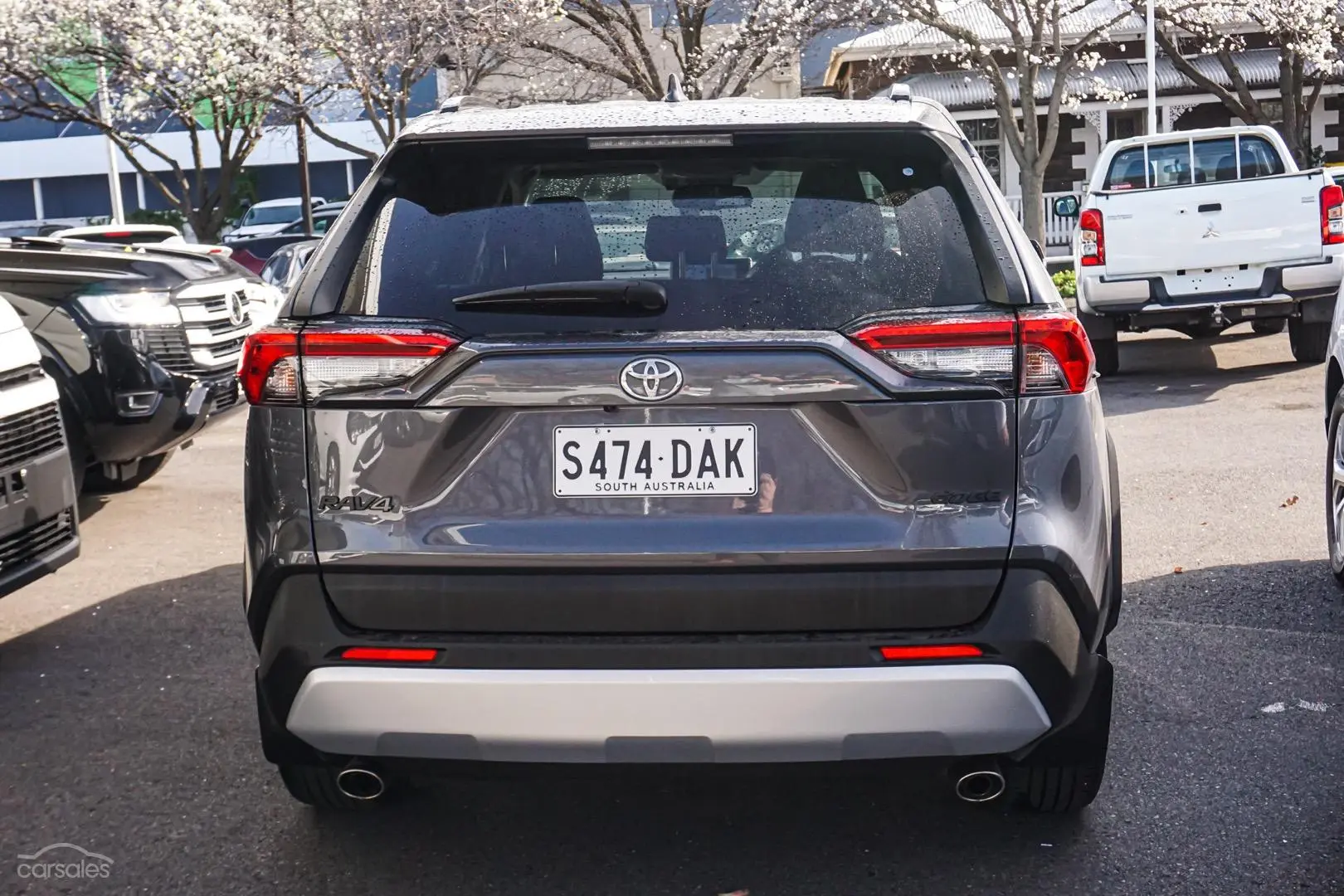 2020 Toyota RAV4 Image 6