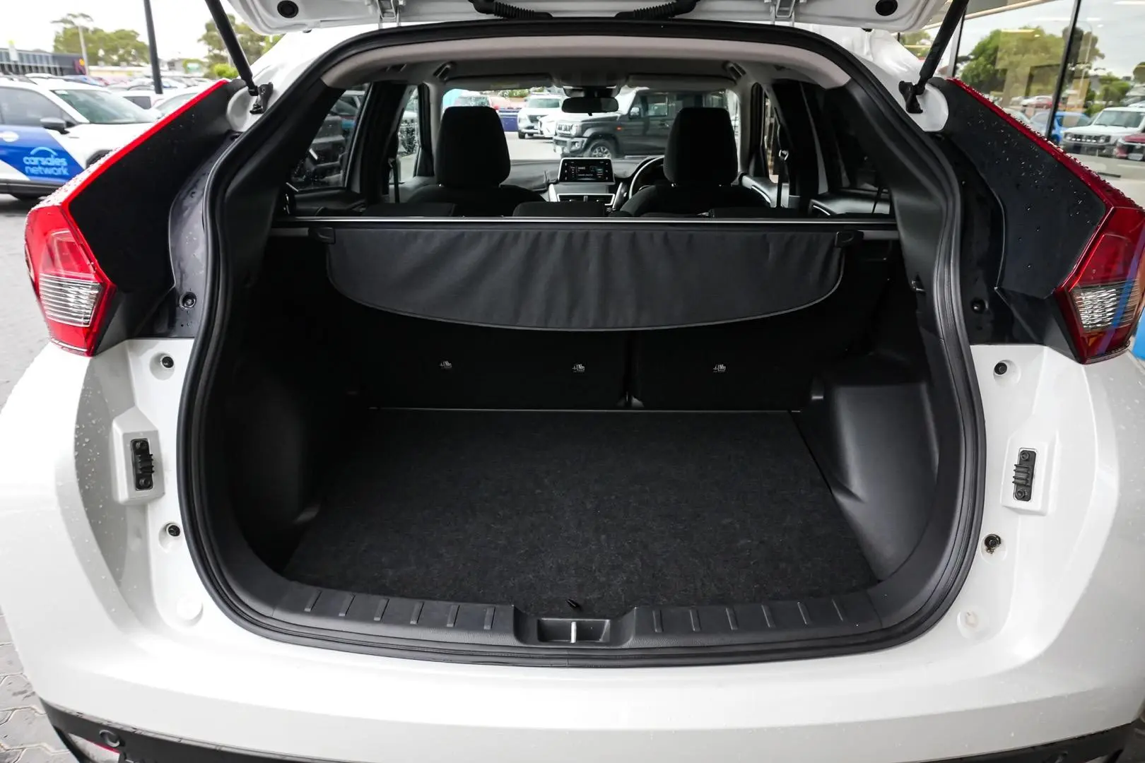 2019 Mitsubishi Eclipse Cross Gallery Image 13