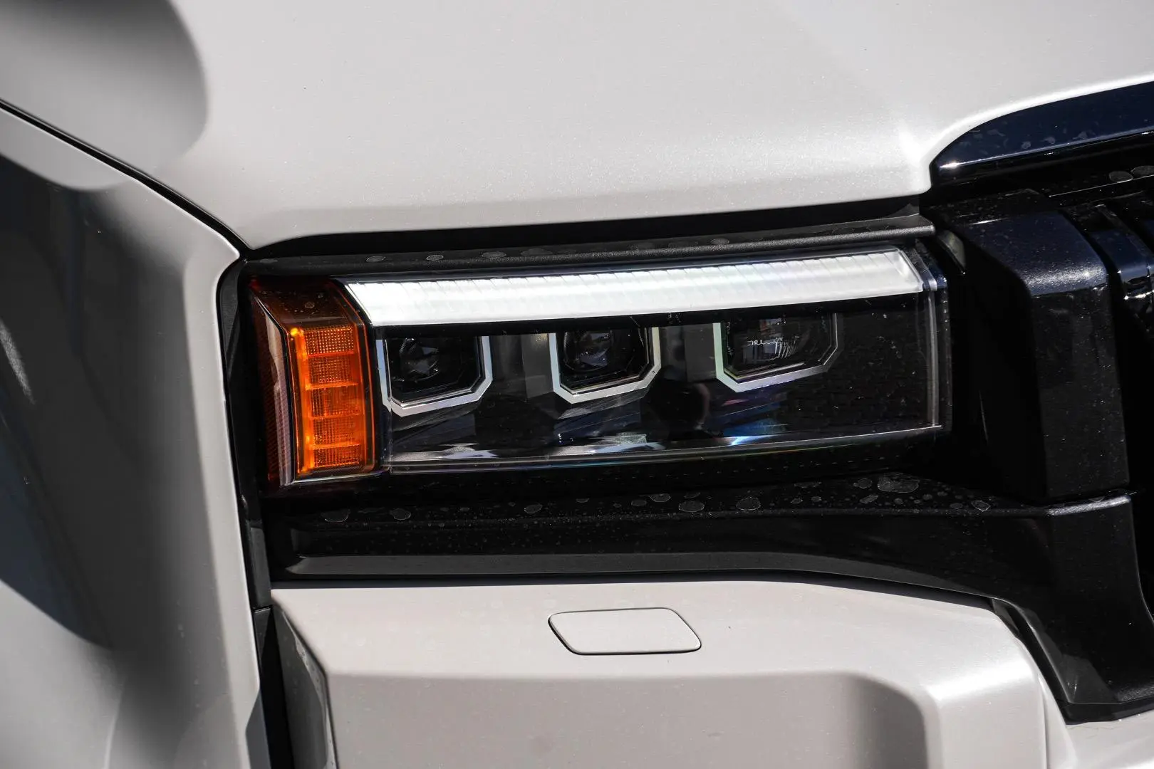 2026 Toyota Landcruiser Prado Gallery Image 12