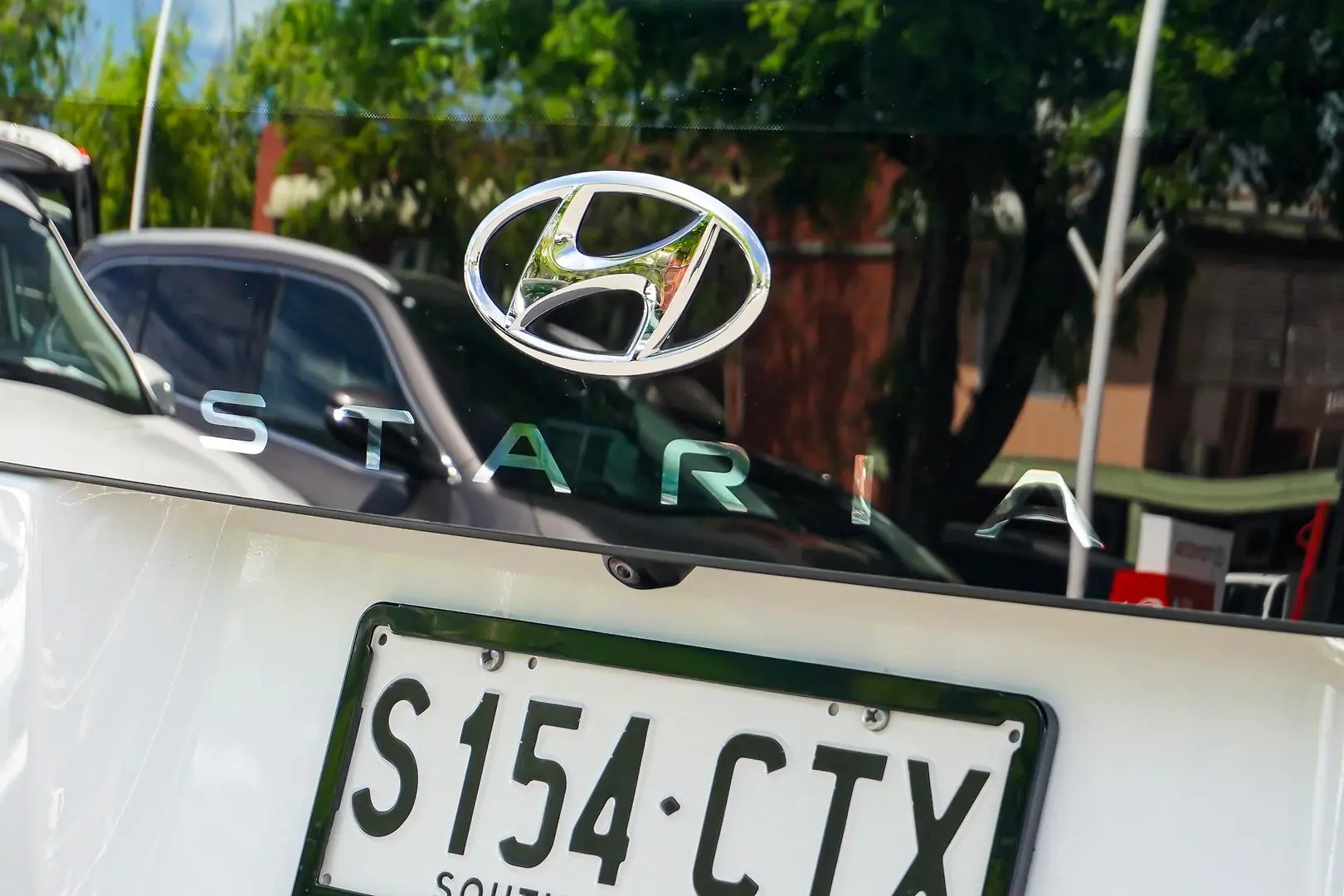 2023 Hyundai STARIA Gallery Image 15