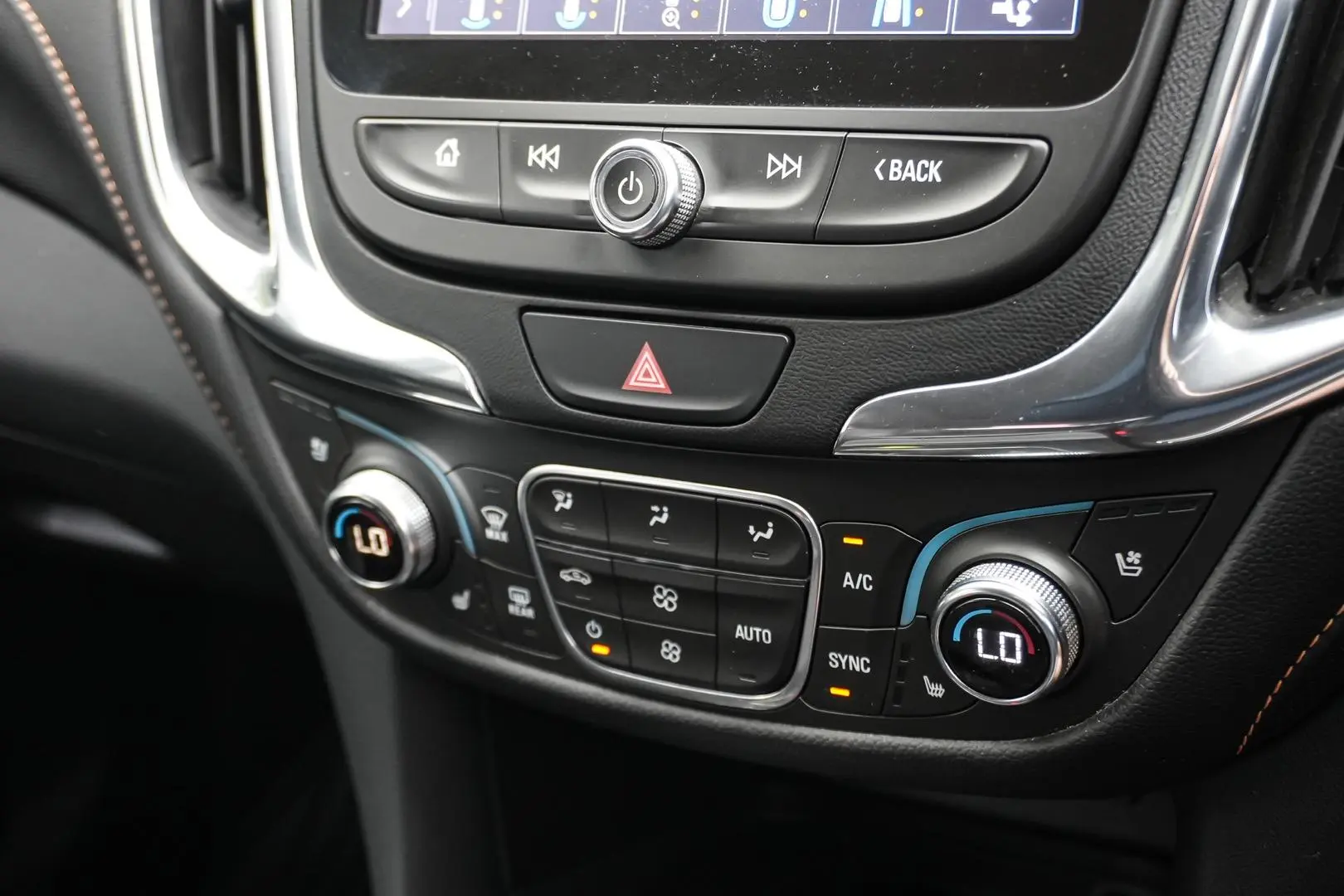 2019 Holden Equinox Gallery Image 23