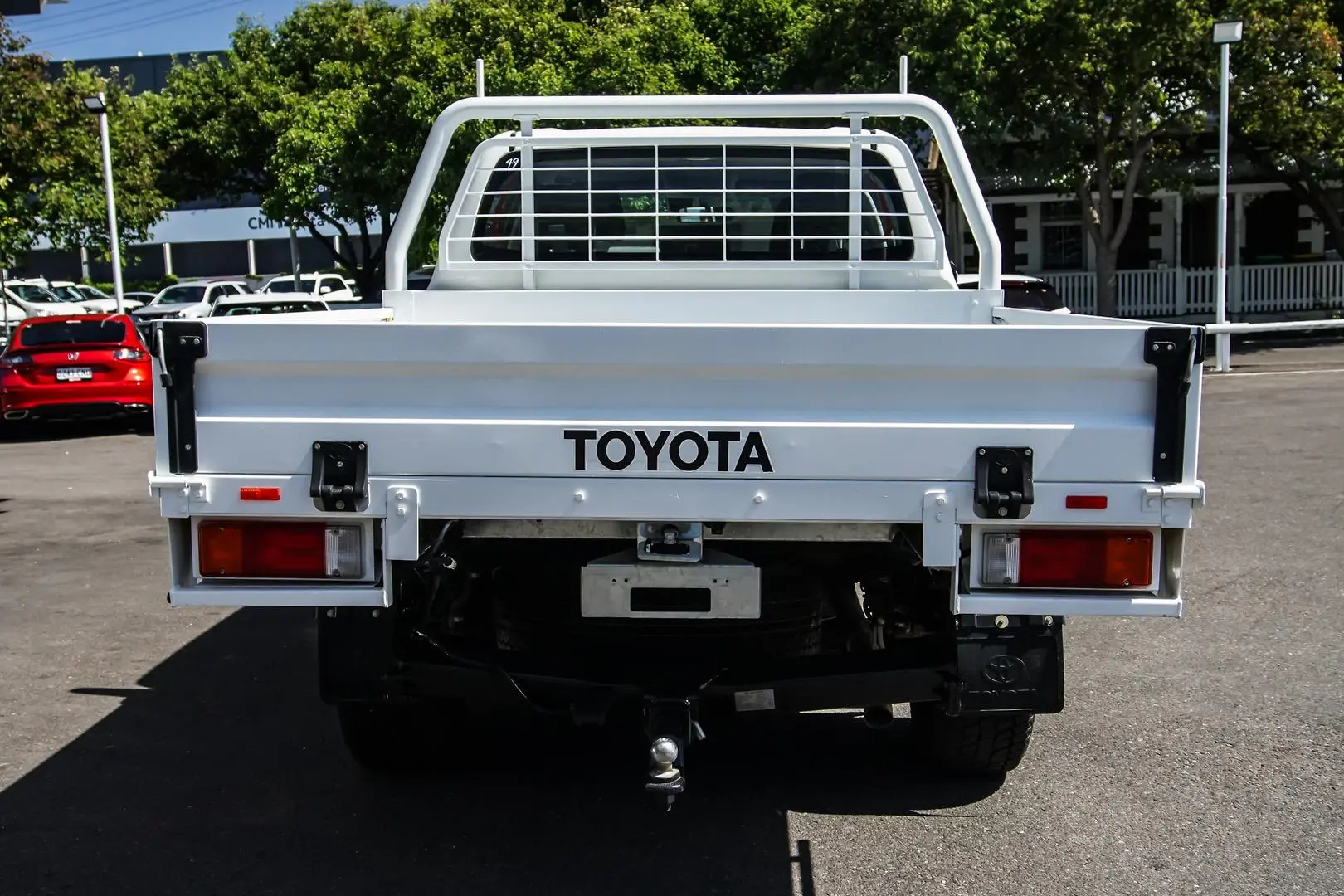 2020 Toyota Hilux Gallery Image 5