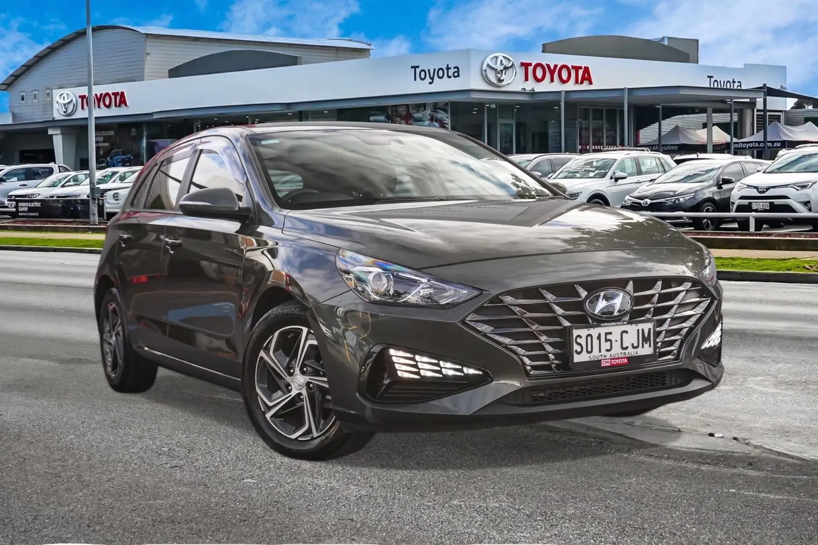 2021 Hyundai i30 Gallery Image 1