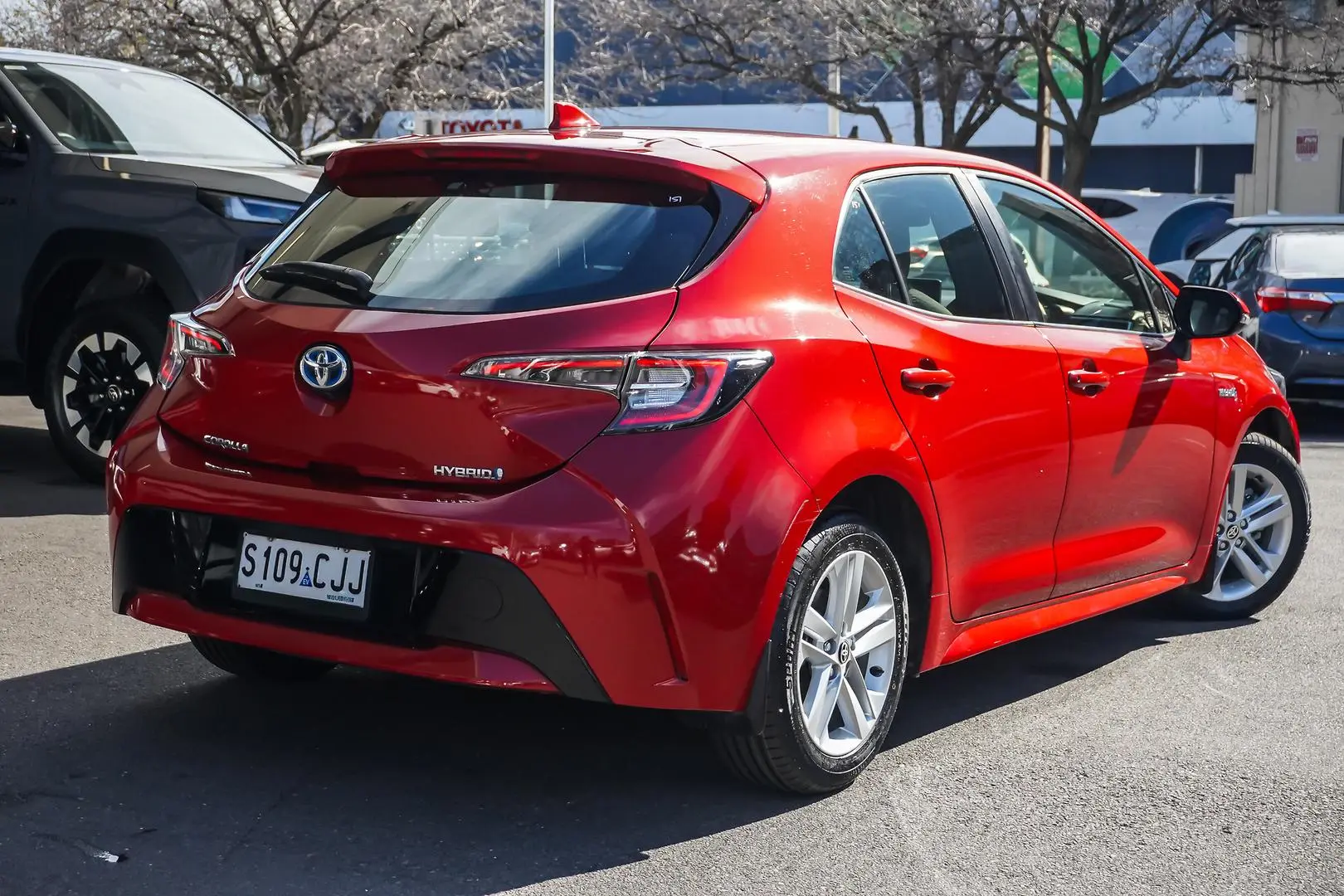 2021 Toyota Corolla Gallery Image 2