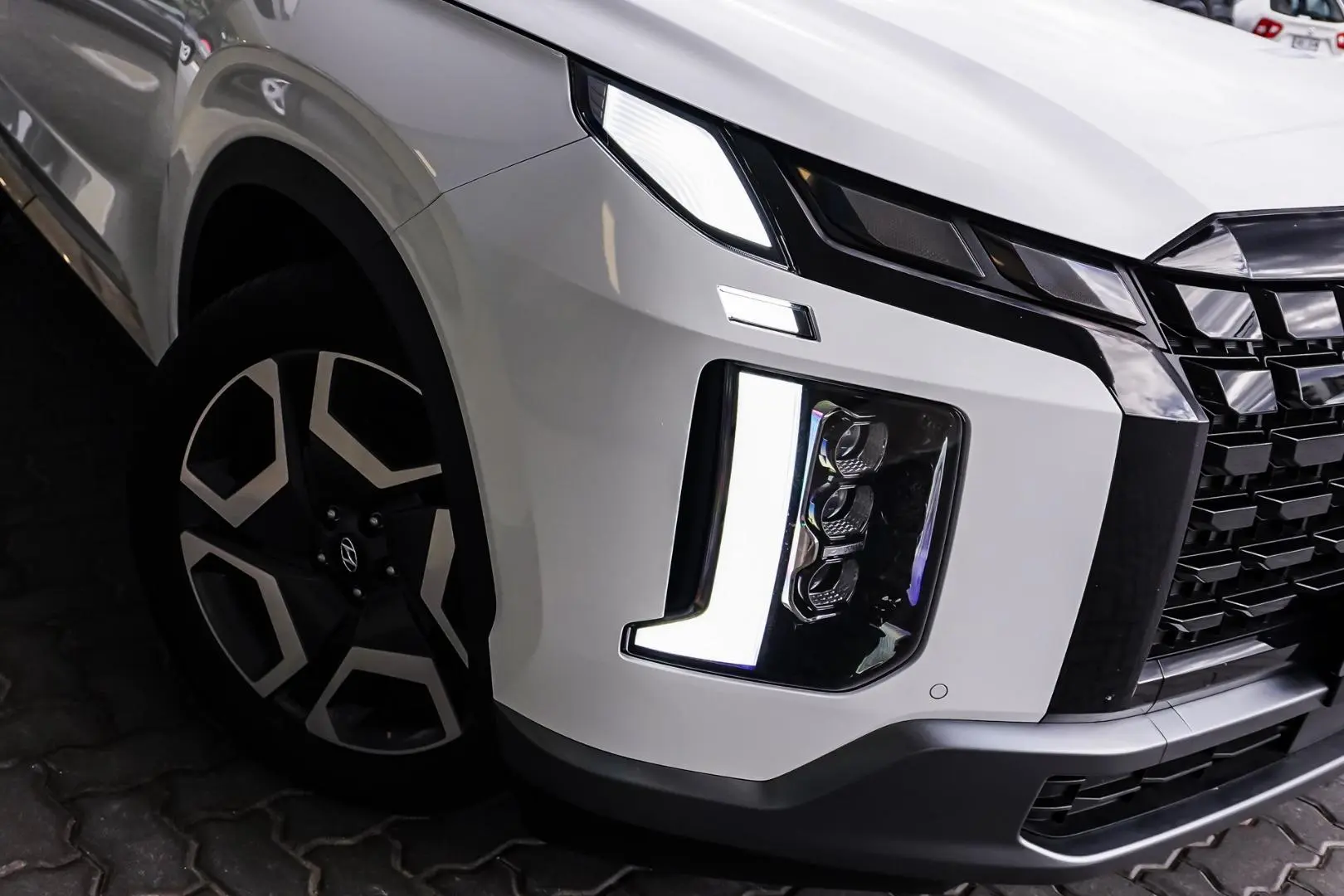 2024 Hyundai Palisade Gallery Image 13