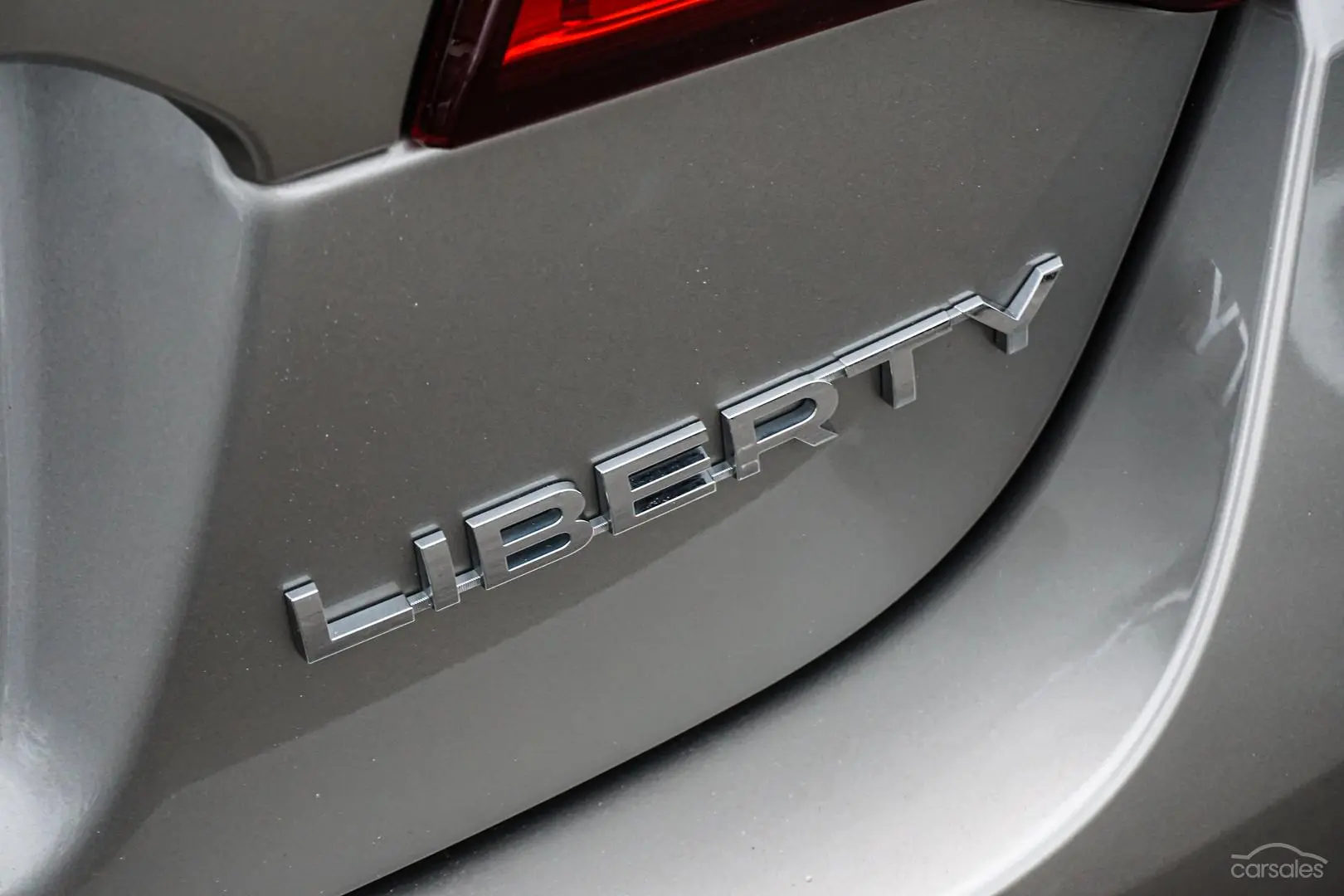 2017 Subaru Liberty Image 15