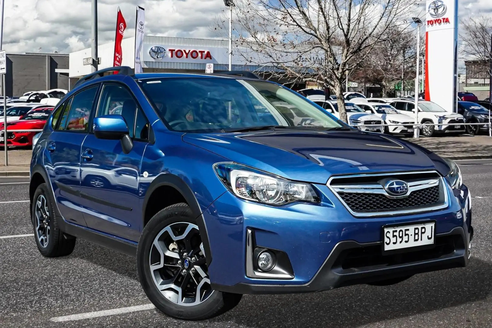 2017 Subaru XV Gallery Image 1
