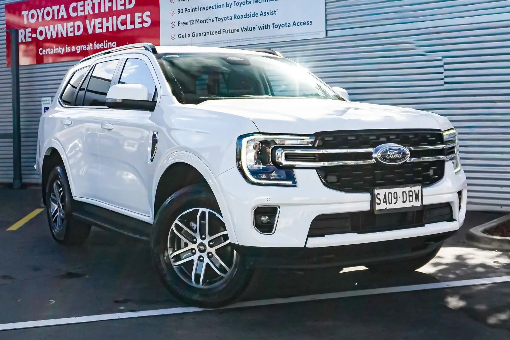 2024 Ford Everest Gallery Image 2