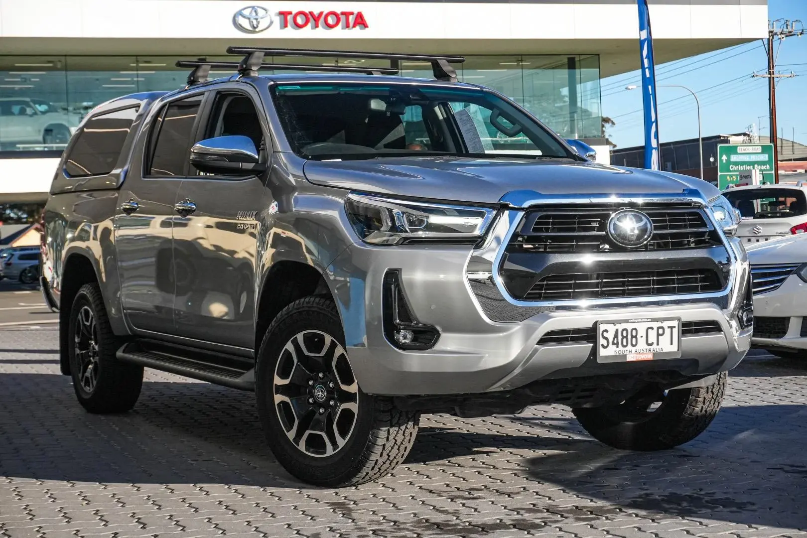 2022 Toyota Hilux Gallery Image 2