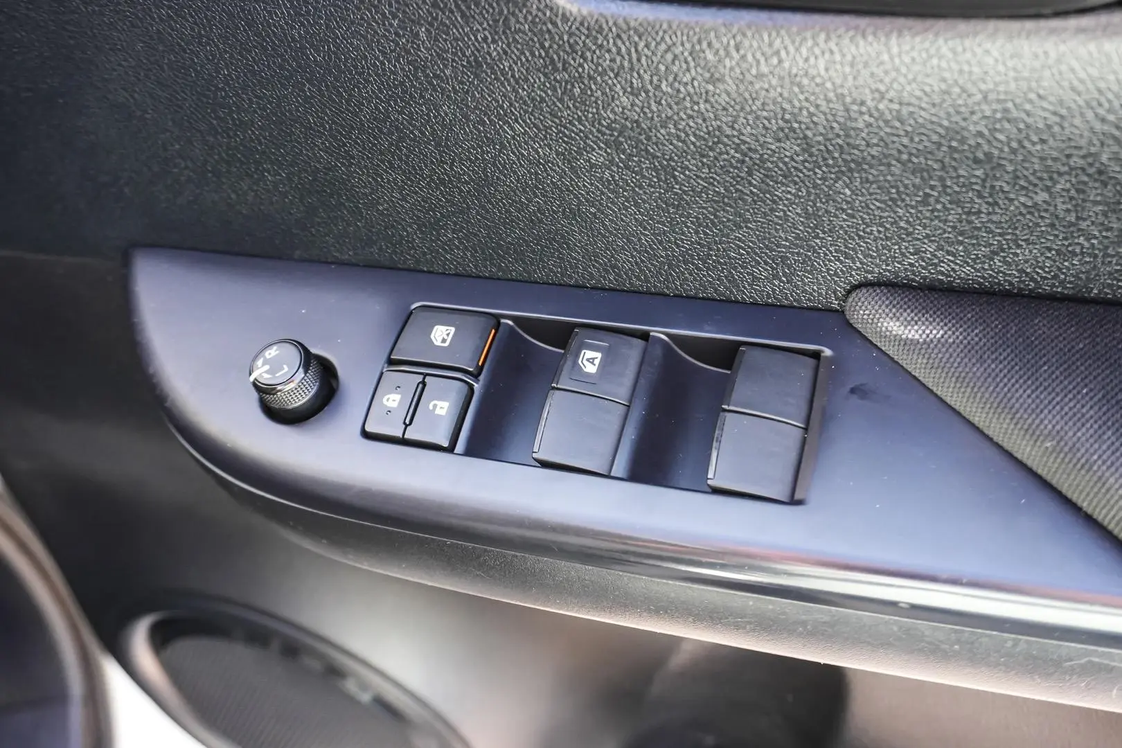 2022 Toyota Hilux Gallery Image 18