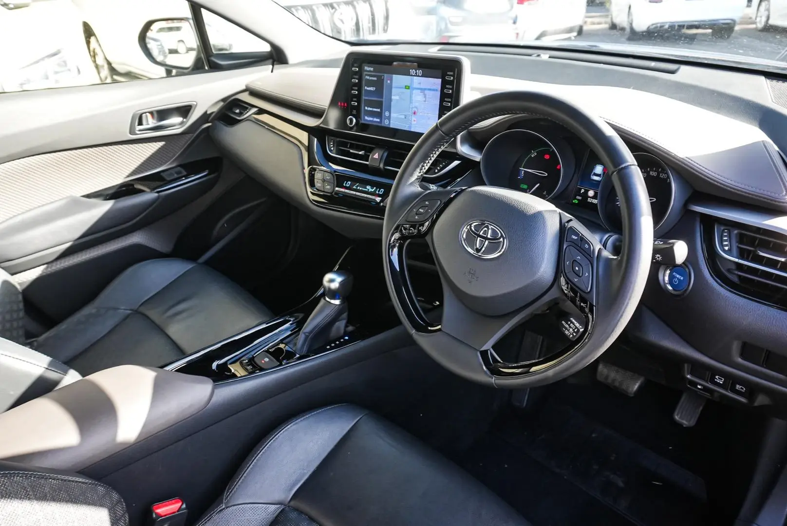2023 Toyota C-HR Gallery Image 7