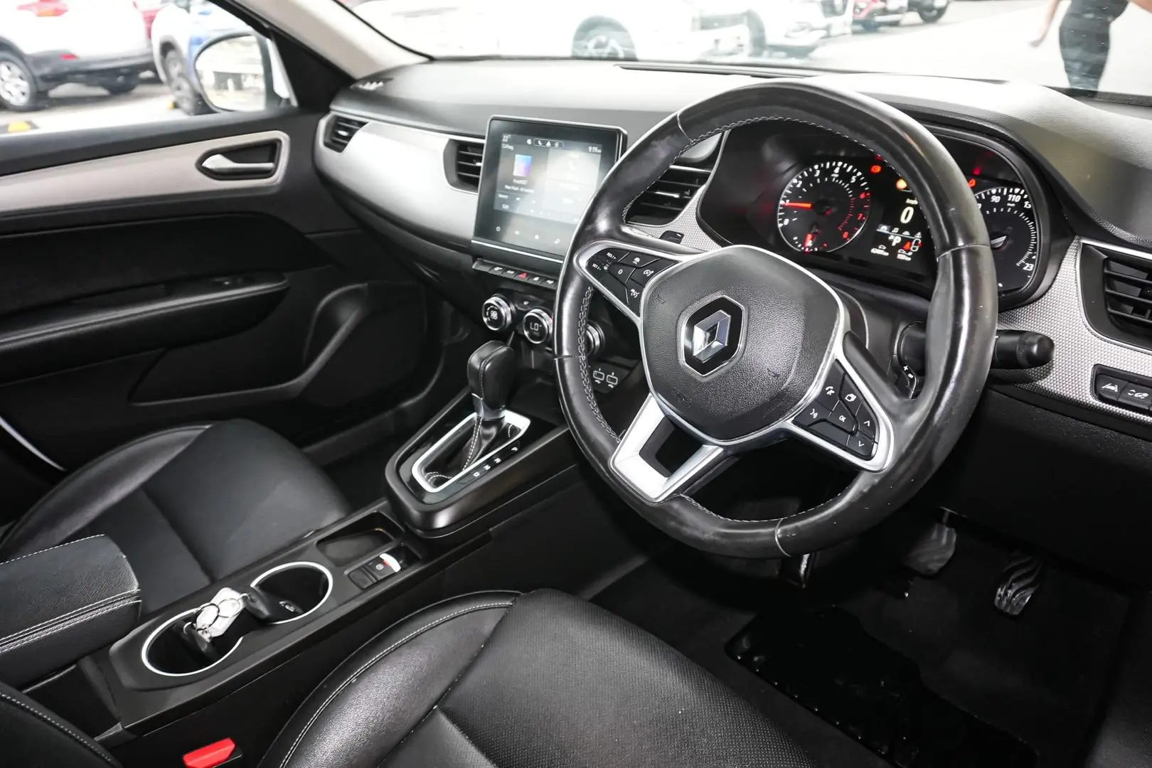 2023 Renault Arkana Gallery Image 7