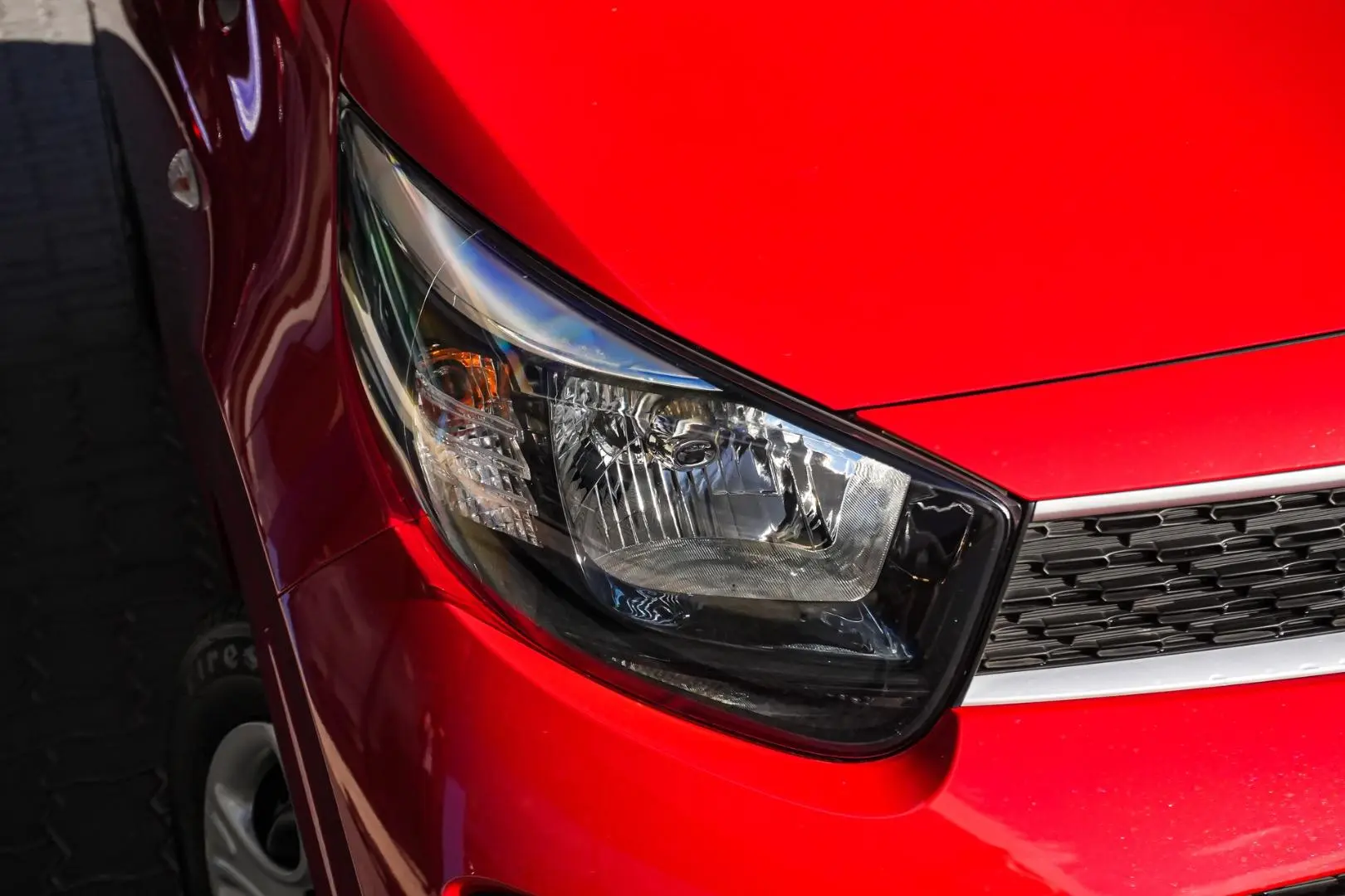 2019 Kia Picanto Gallery Image 12
