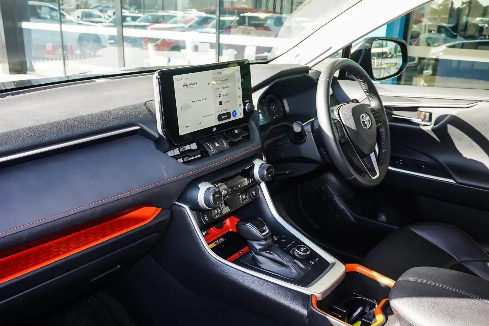 2023 Toyota RAV4 Gallery Image 12