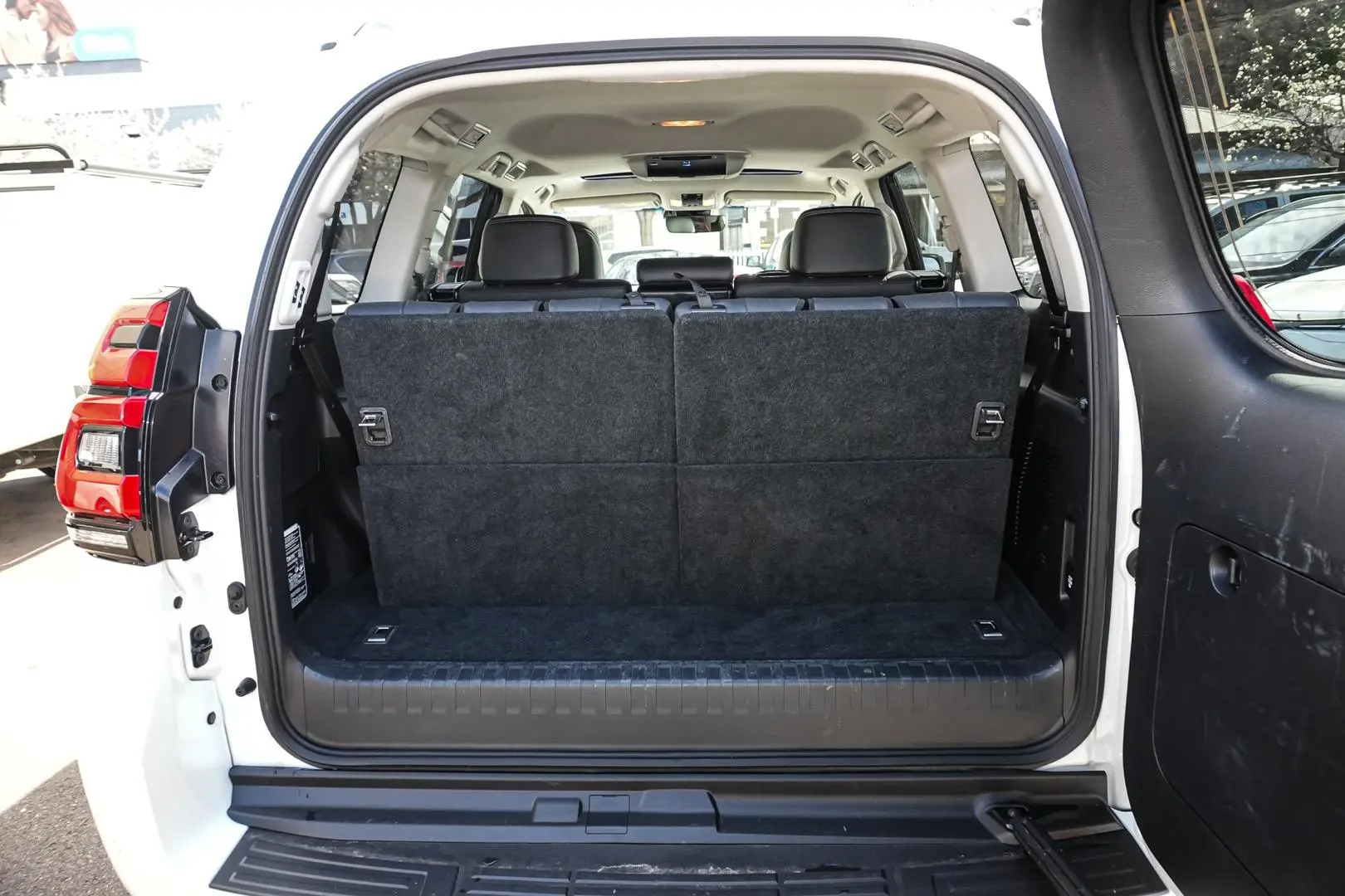 2021 Toyota Landcruiser Prado Gallery Image 9