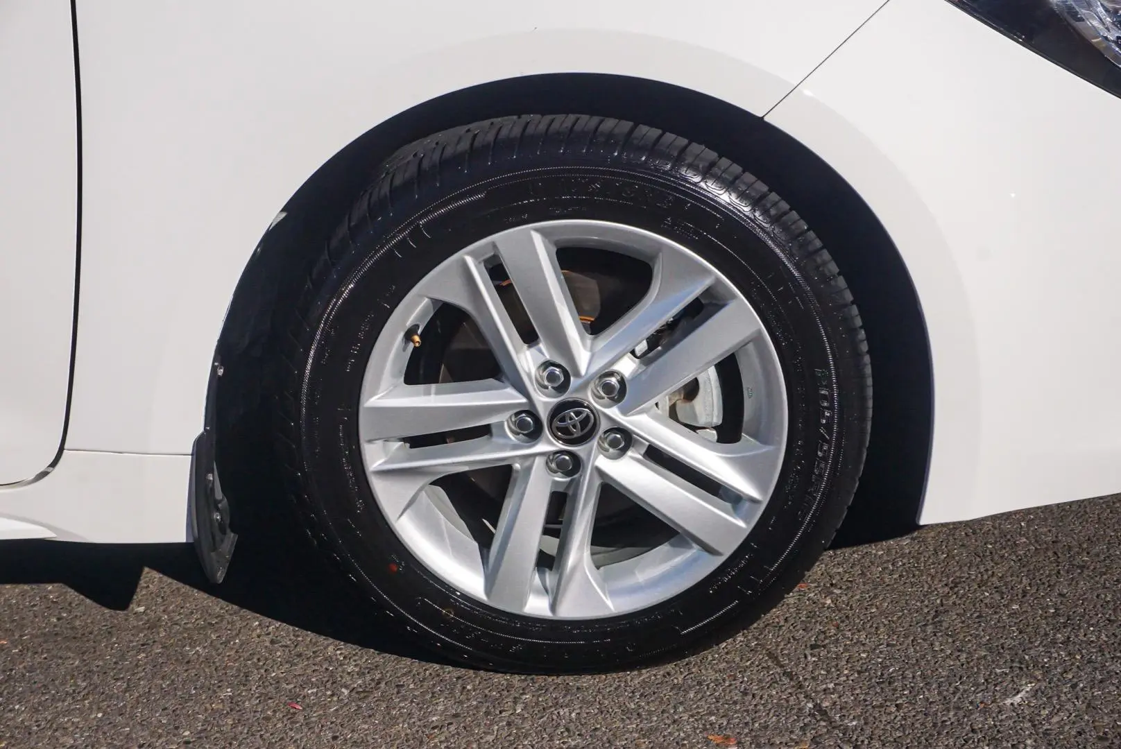 2021 Toyota Corolla Gallery Image 12
