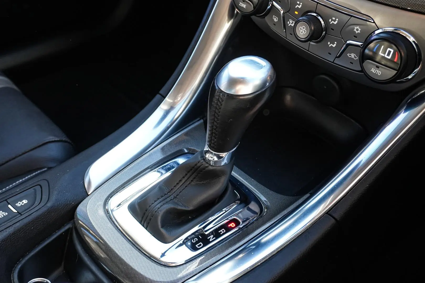 2017 Holden Calais Gallery Image 17