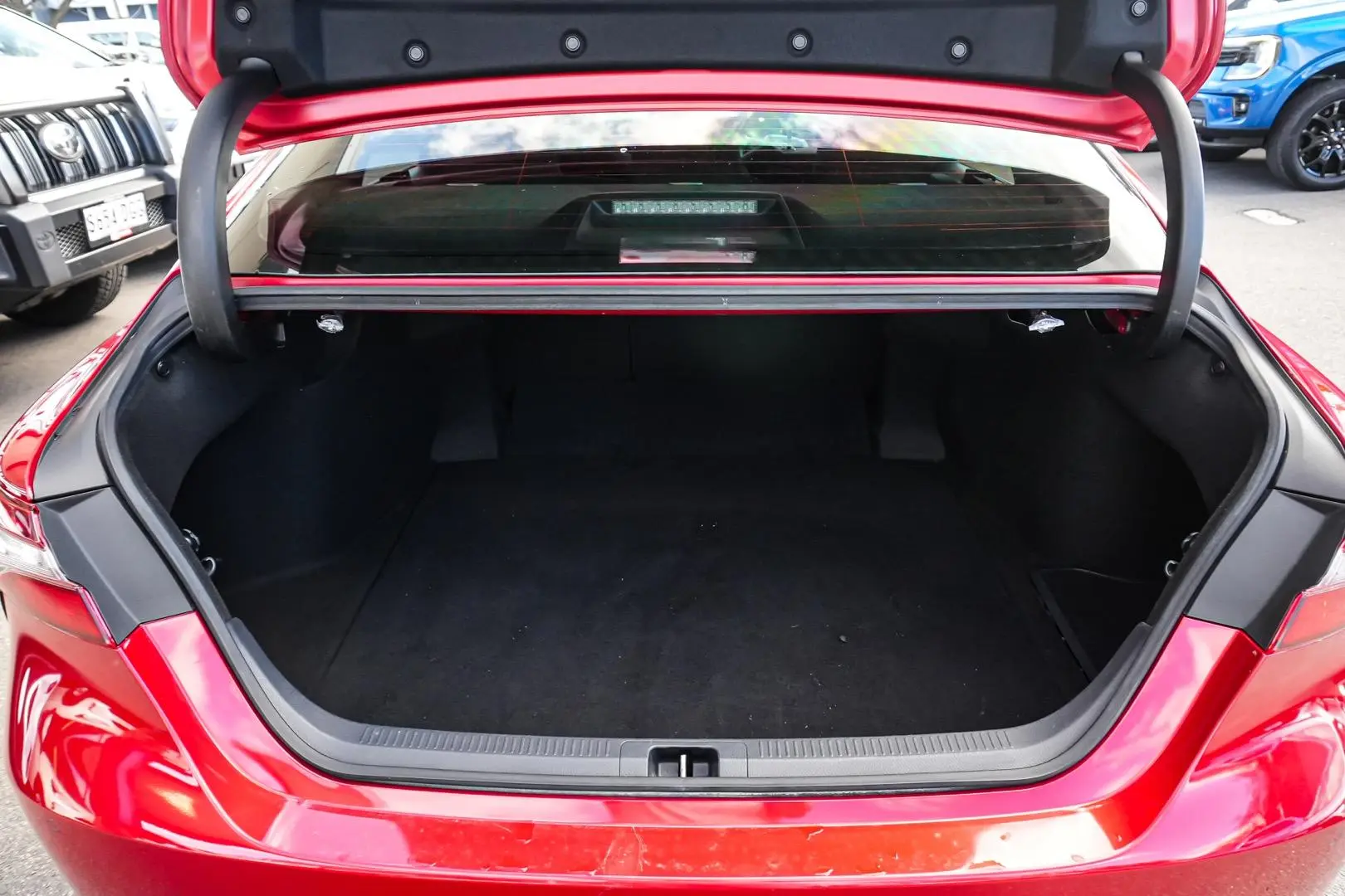 2021 Toyota Camry Gallery Image 11