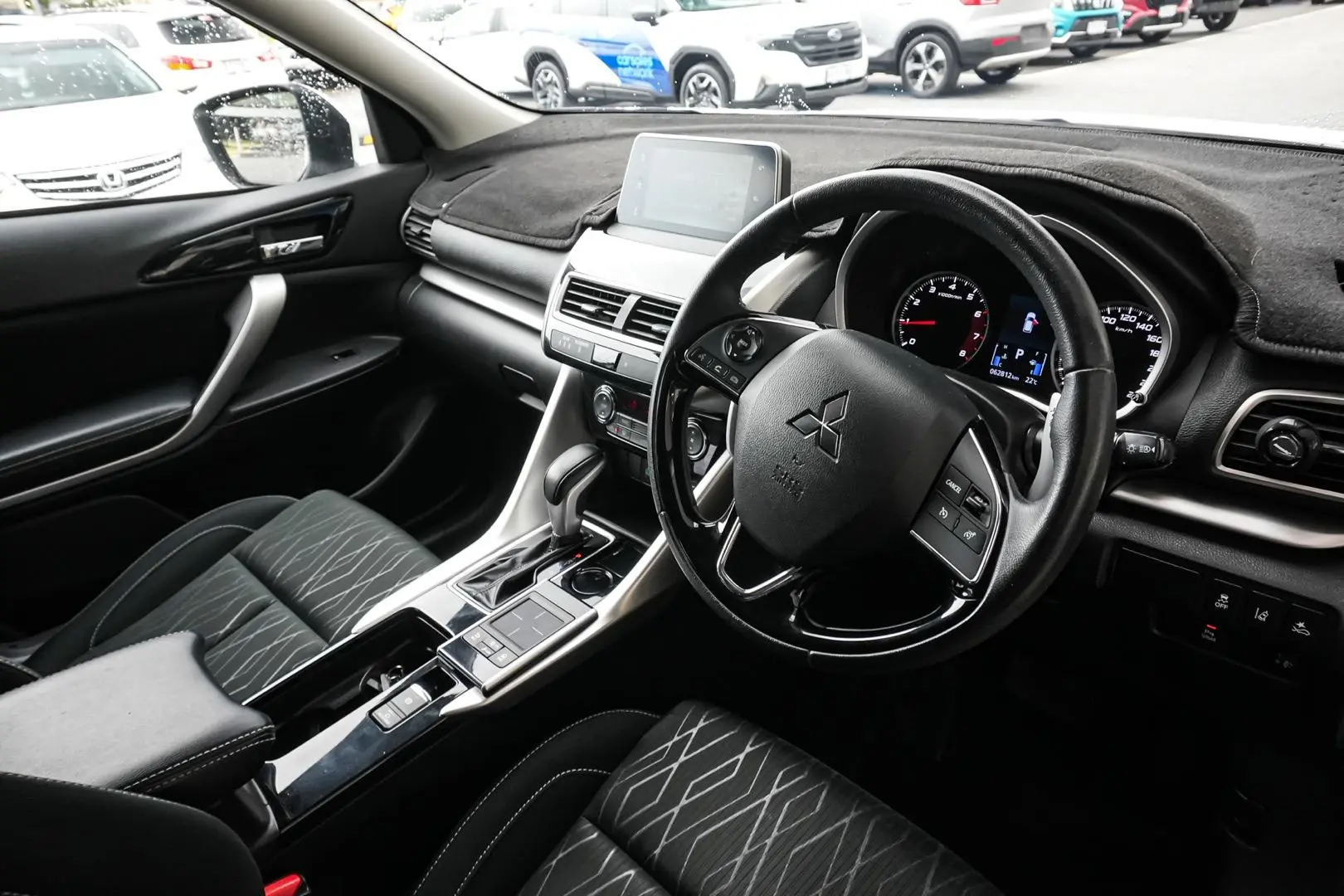 2019 Mitsubishi Eclipse Cross Gallery Image 15