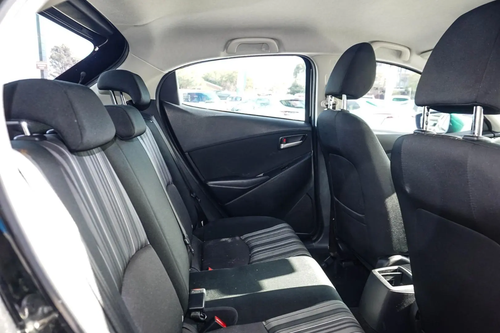 2018 Mazda 2 Gallery Image 8