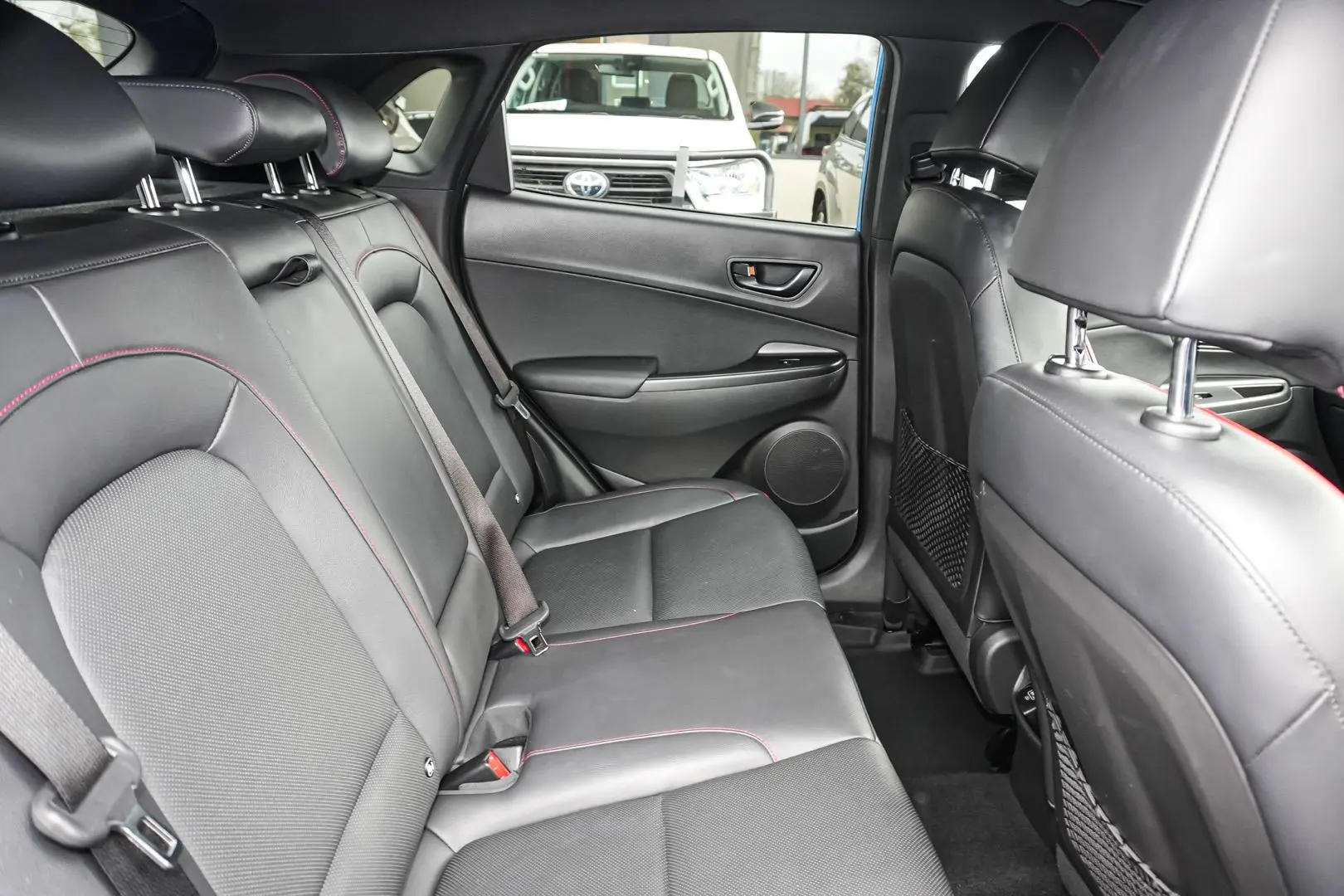 2021 Hyundai Kona Gallery Image 9