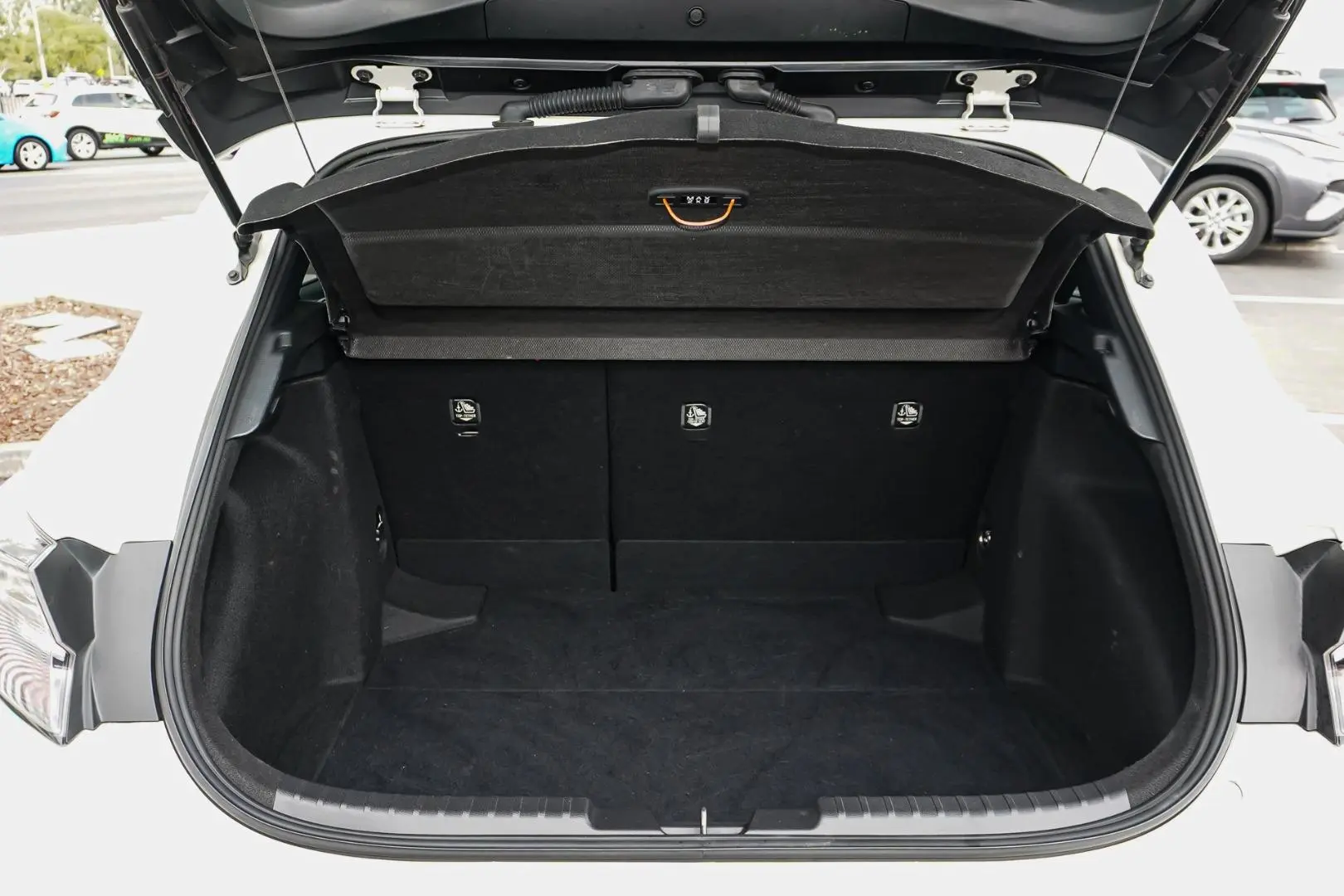 2020 Toyota Corolla Gallery Image 10