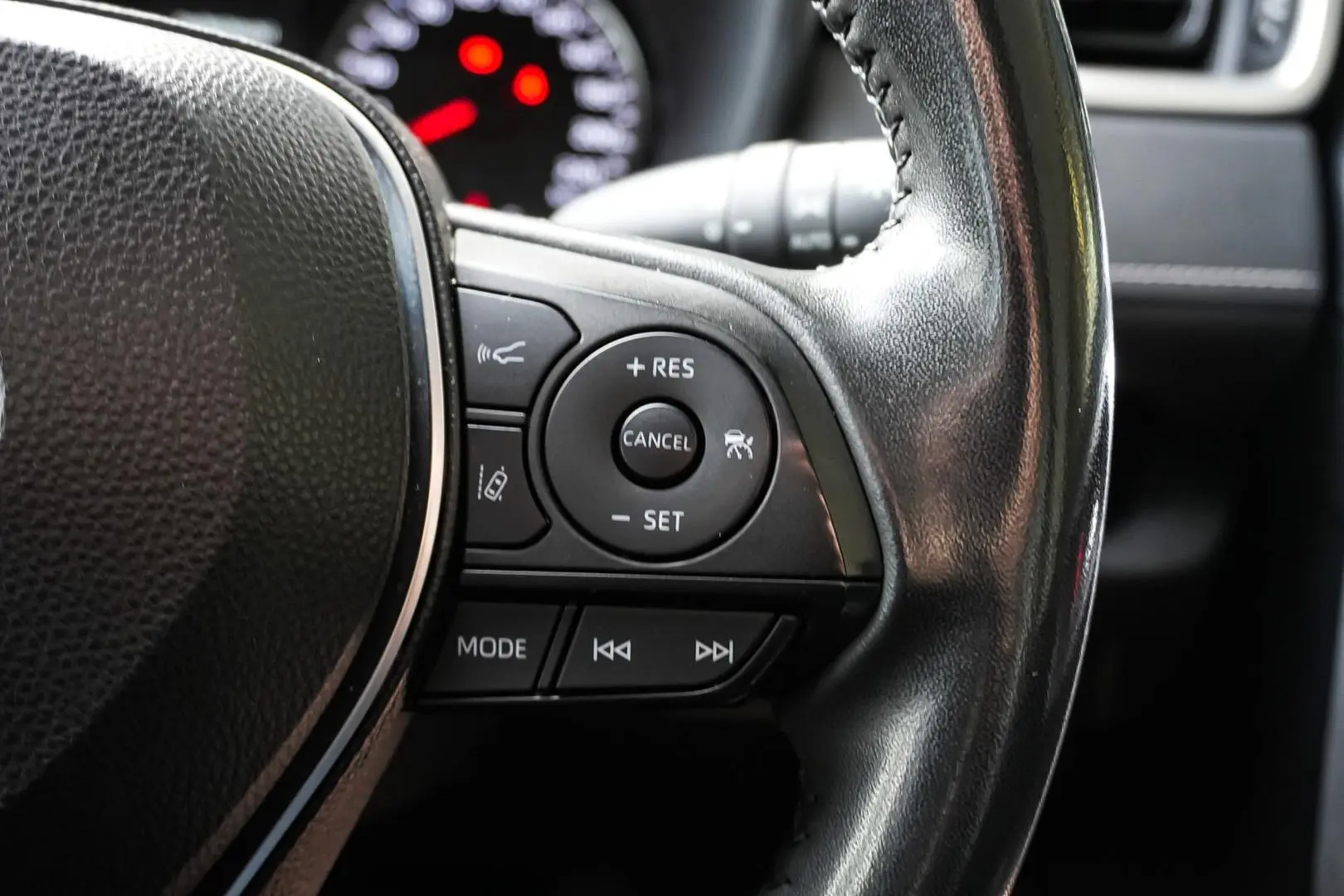 2021 Toyota RAV4 Gallery Image 21