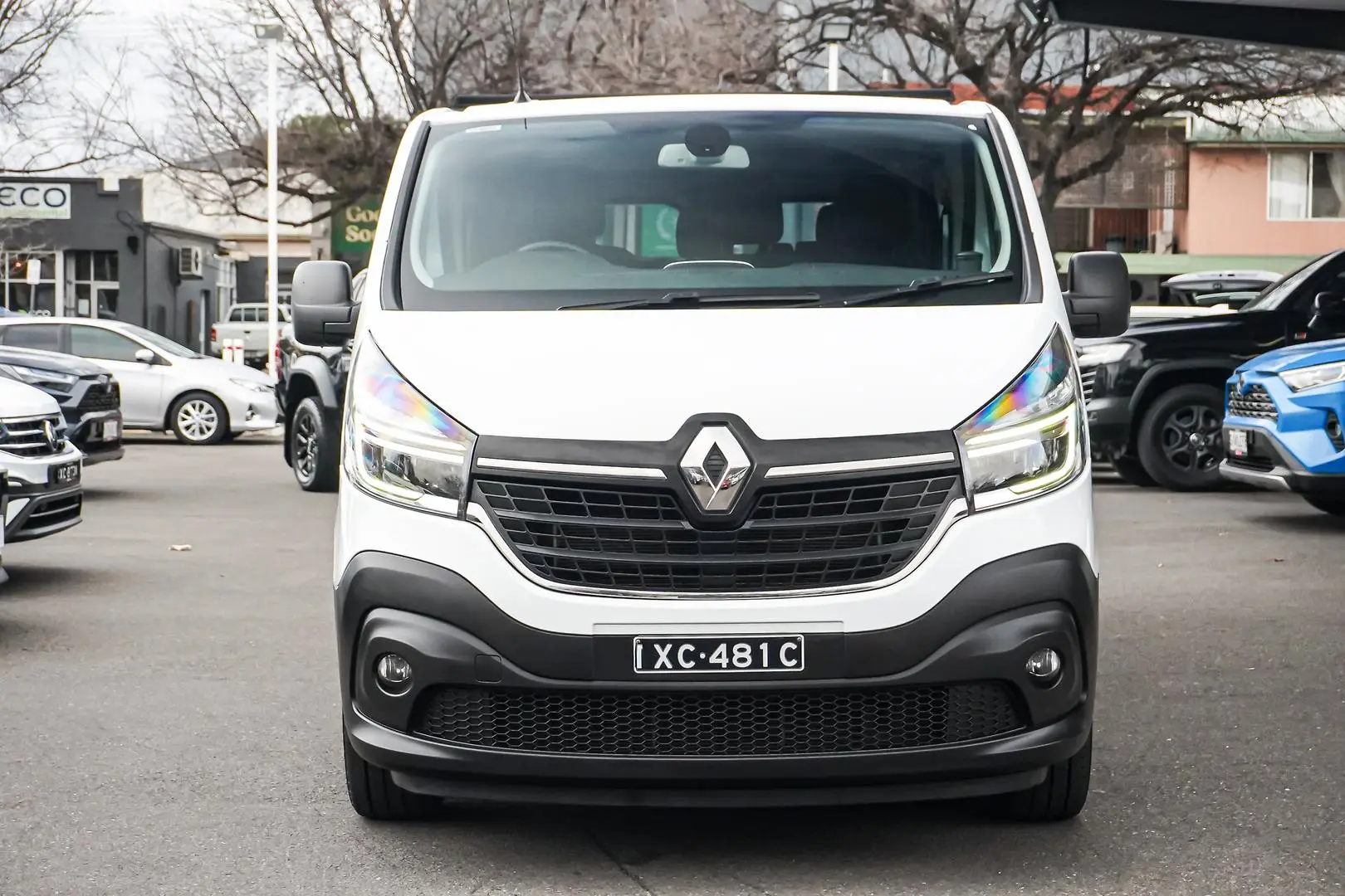 2022 Renault Trafic Gallery Image 4