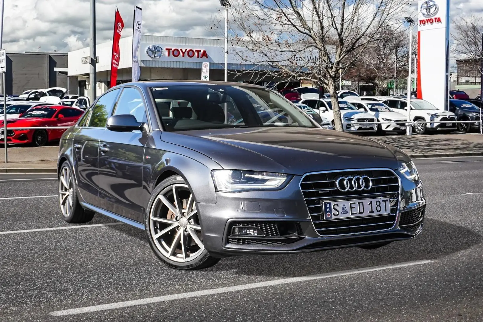 2015 Audi A4 Gallery Image 1
