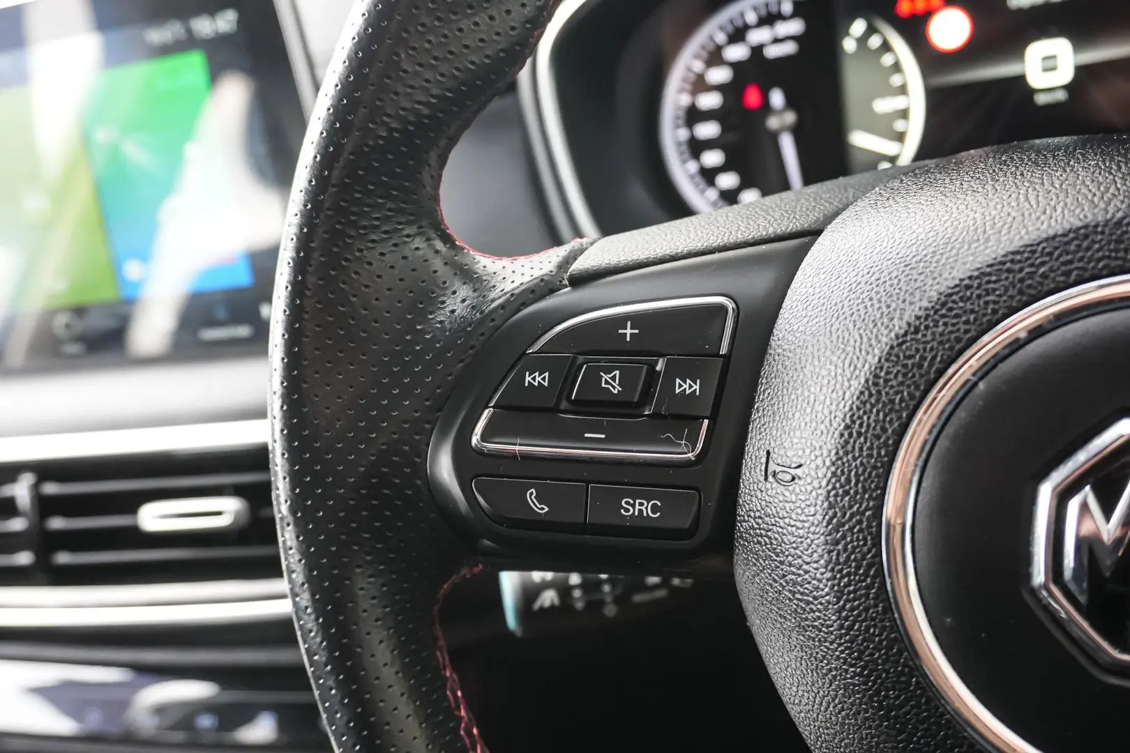 2022 MG HS Gallery Image 20