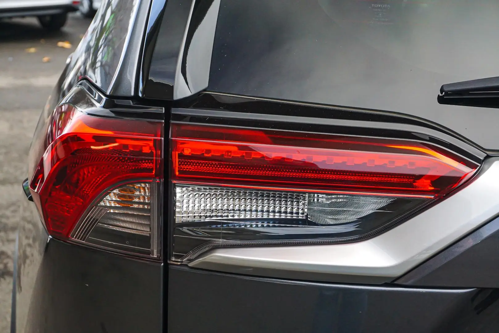 2020 Toyota RAV4 Gallery Image 9