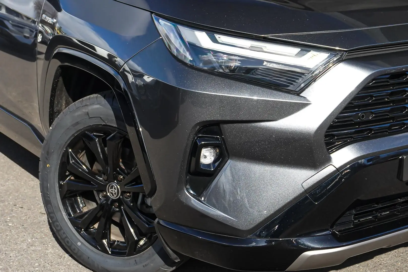 2024 Toyota RAV4 Gallery Image 11