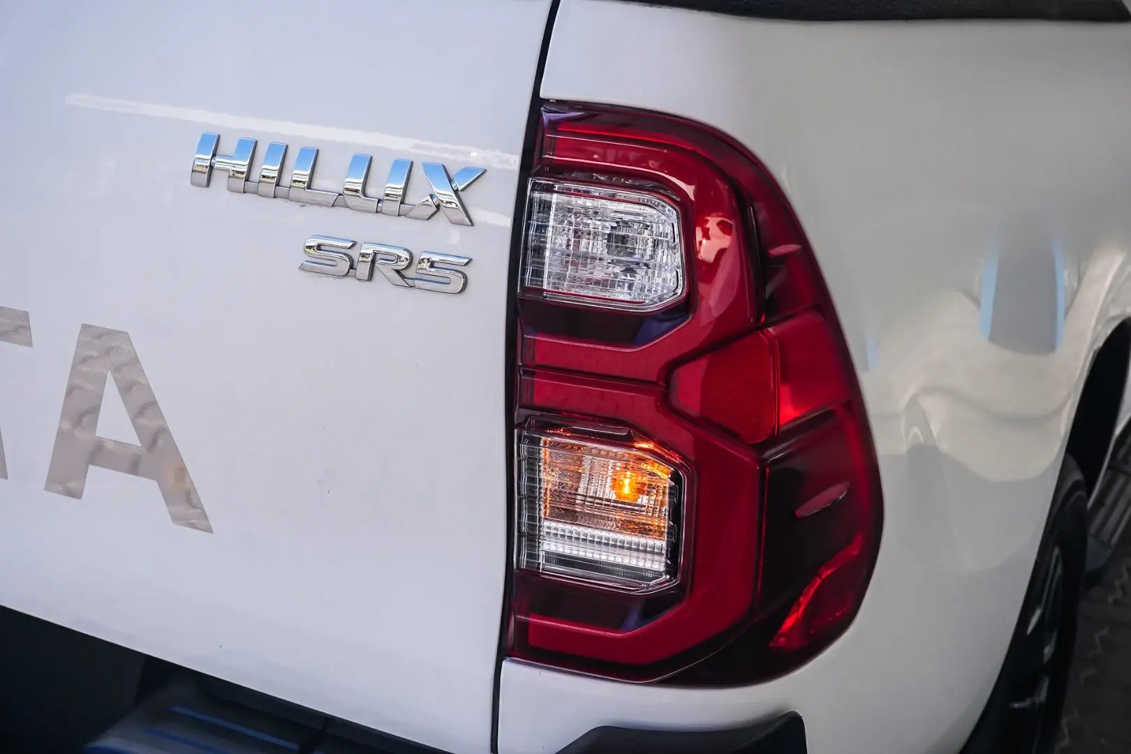 2022 Toyota Hilux Gallery Image 13