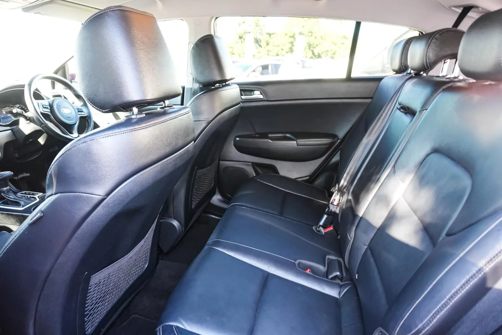 2016 Kia Sportage Gallery Image 8