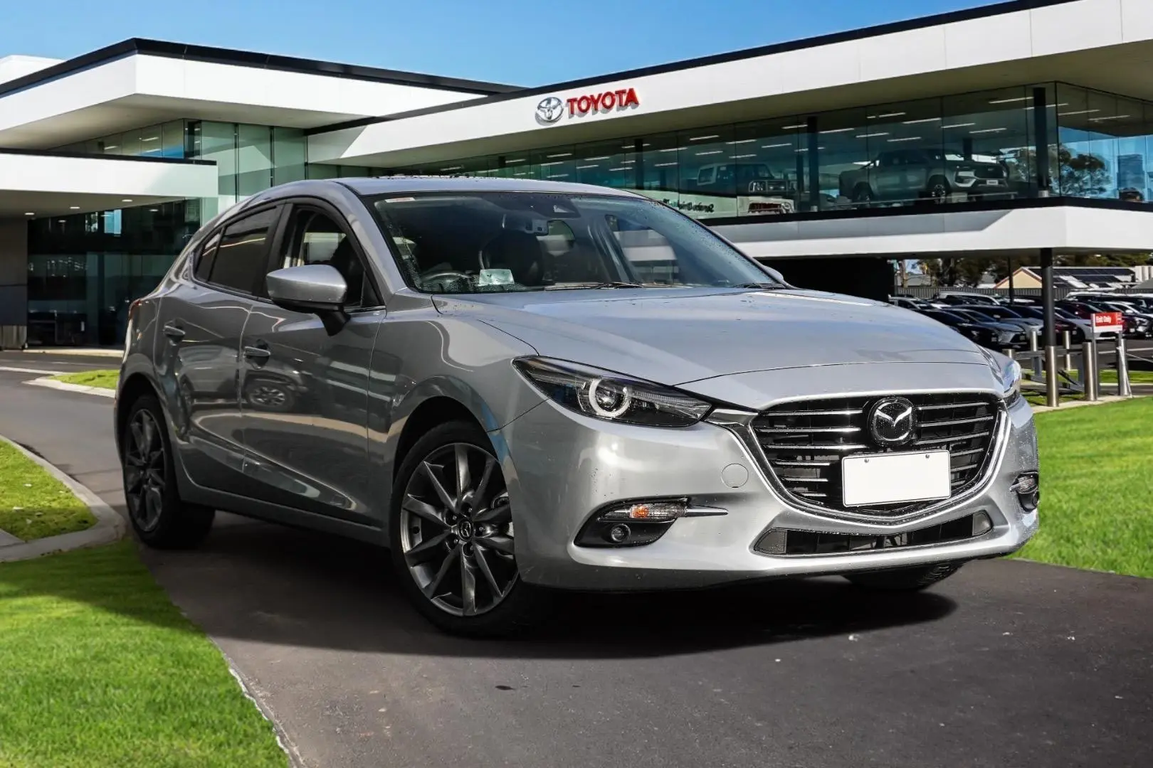 2016 Mazda 3 Image