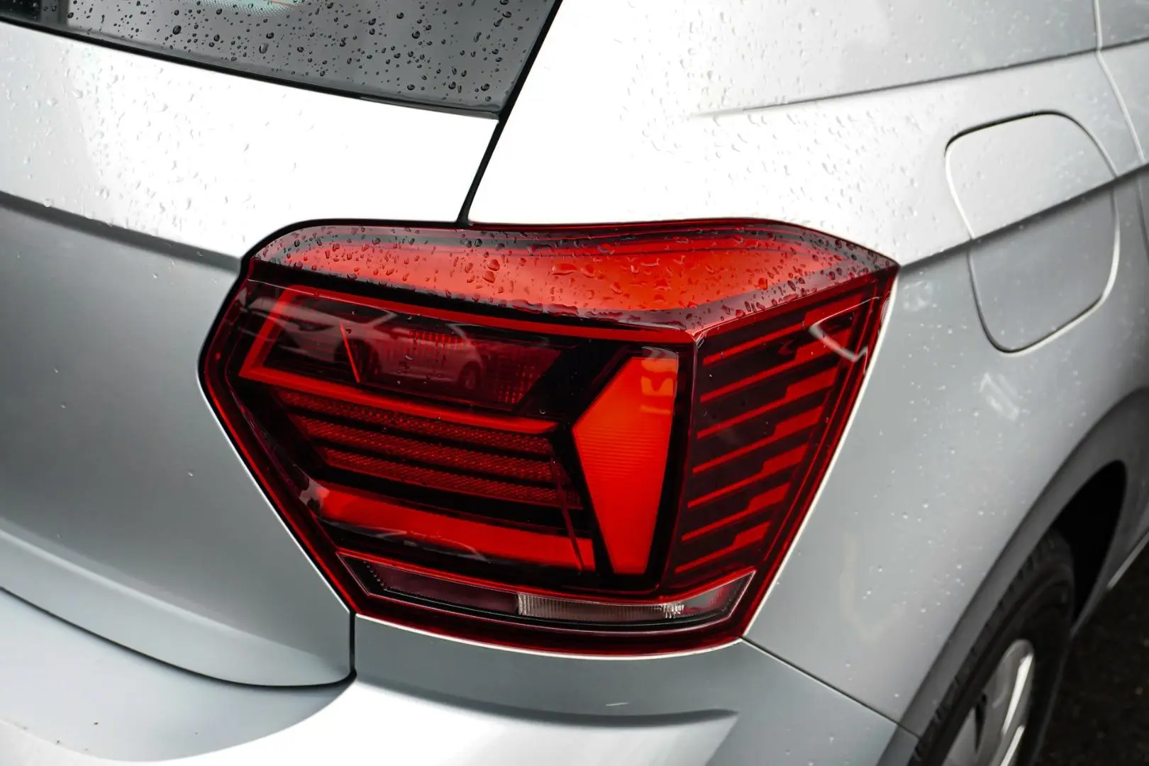 2018 Volkswagen Polo Gallery Image 13