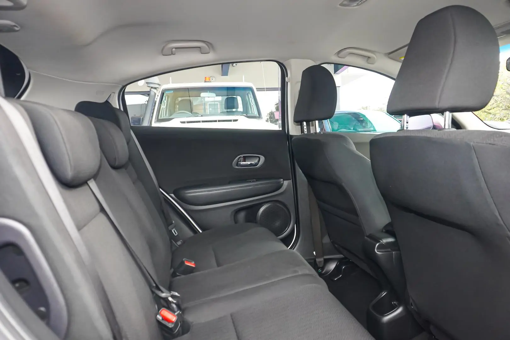 2017 Honda HR-V Gallery Image 7