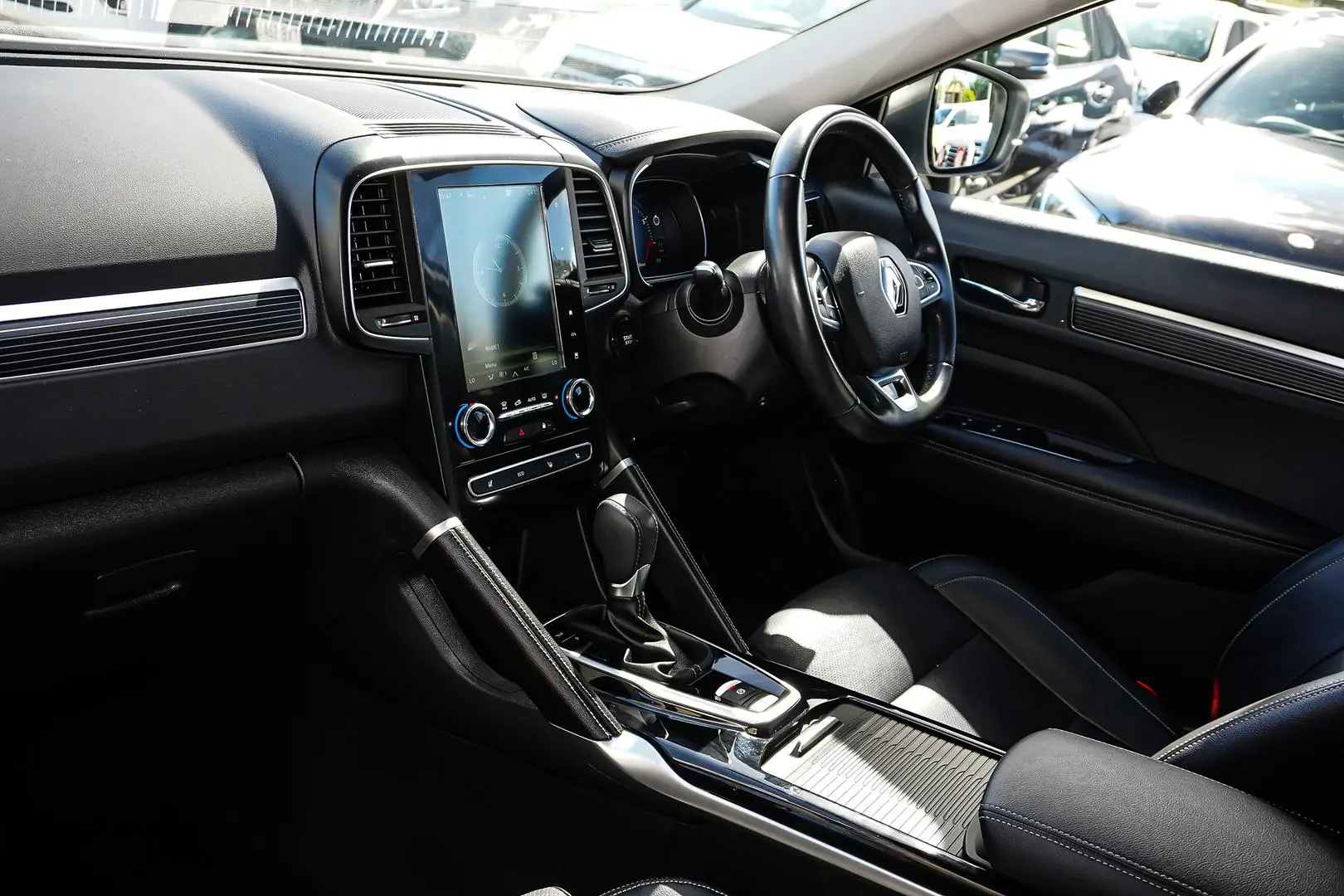 2023 Renault Koleos Gallery Image 10