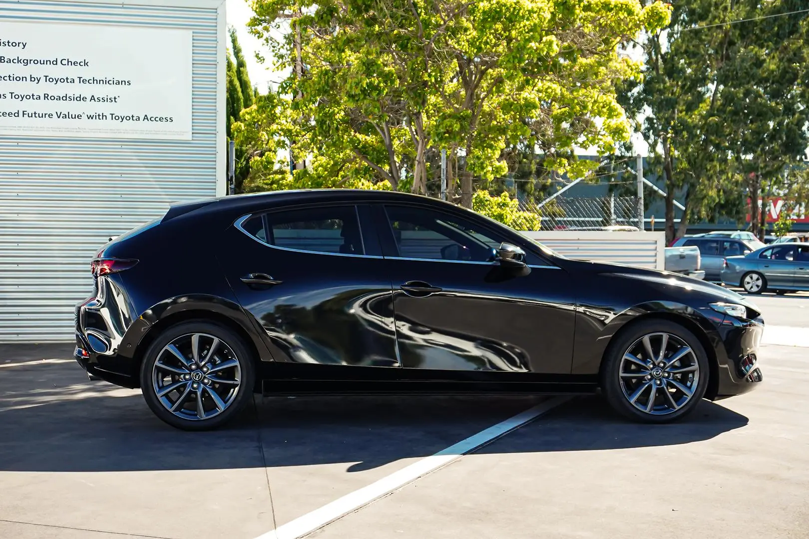 2020 Mazda 3 Gallery Image 4