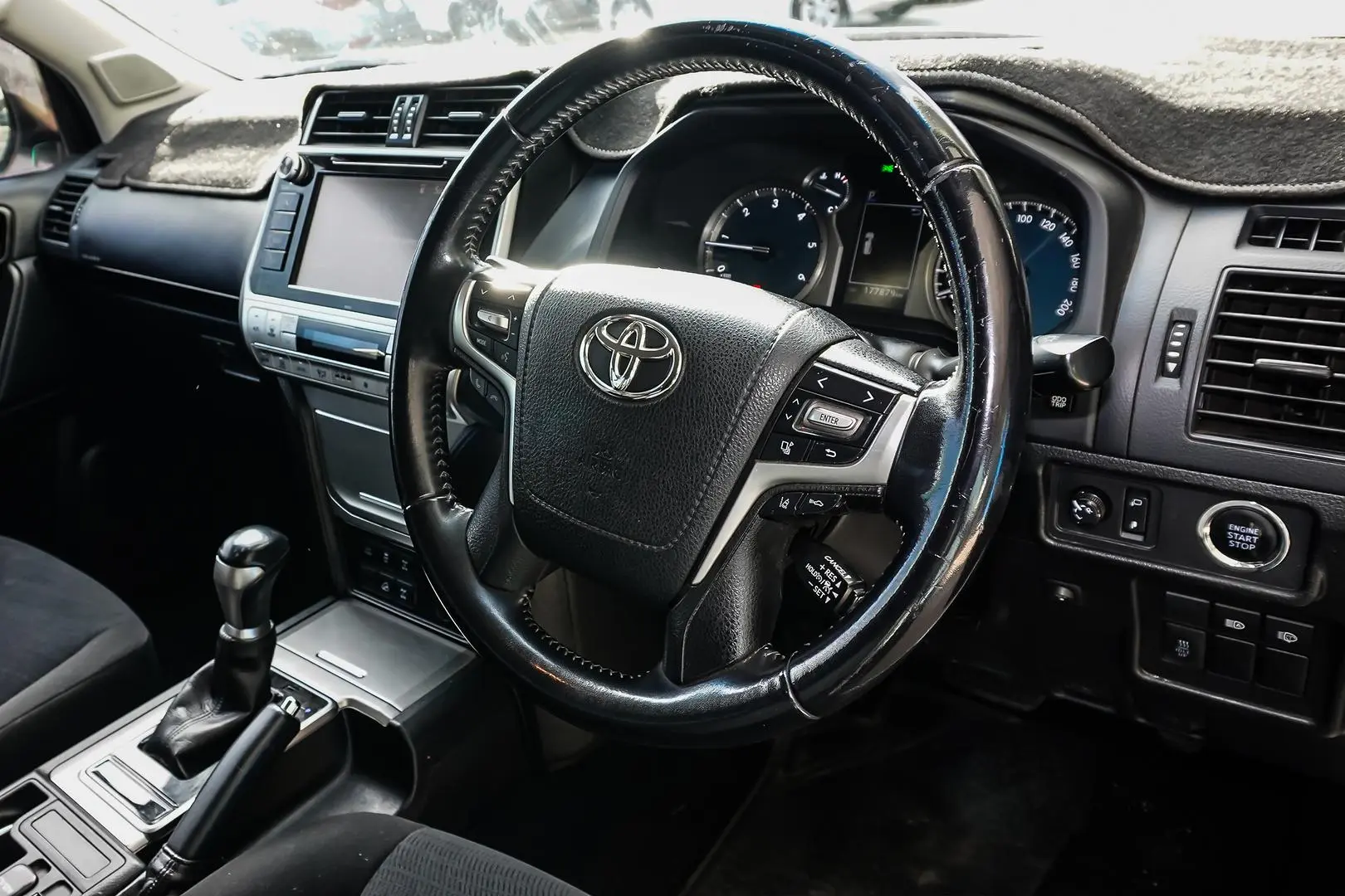 2020 Toyota Landcruiser Prado Gallery Image 6
