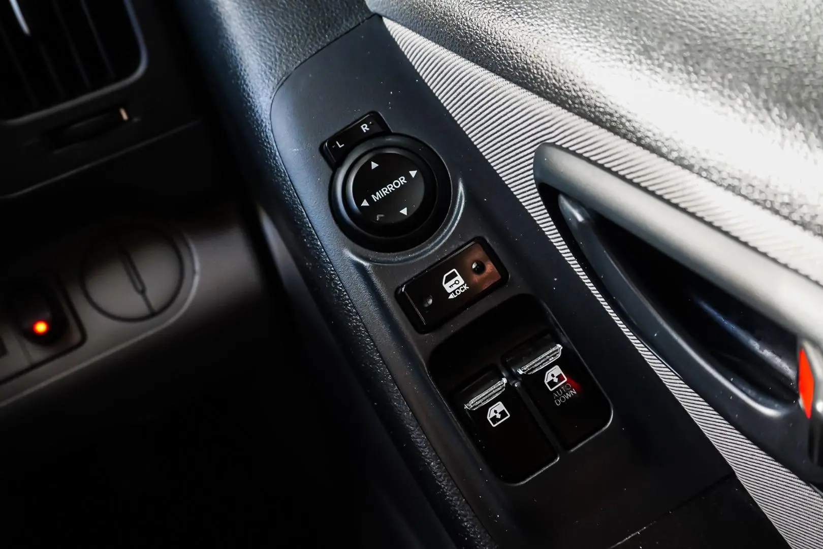 2019 Hyundai iLoad Gallery Image 23