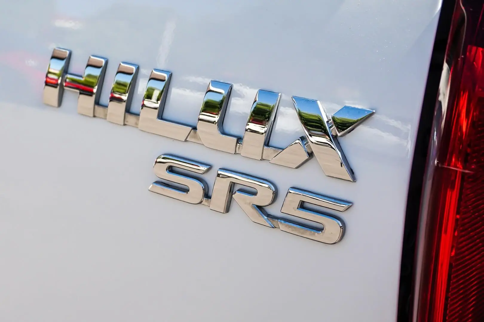 2020 Toyota Hilux Gallery Image 16