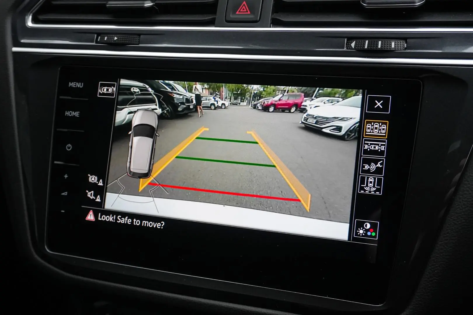 2020 Volkswagen Tiguan Gallery Image 23