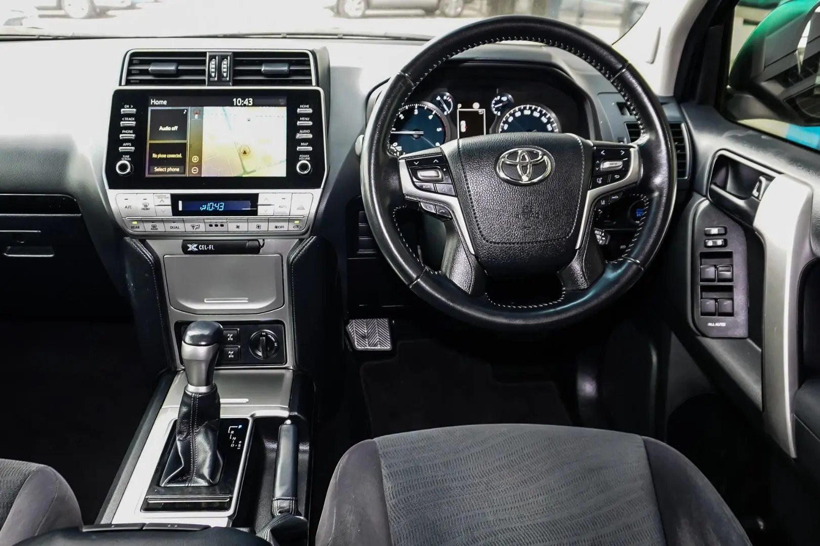 2021 Toyota Landcruiser Prado Gallery Image 8