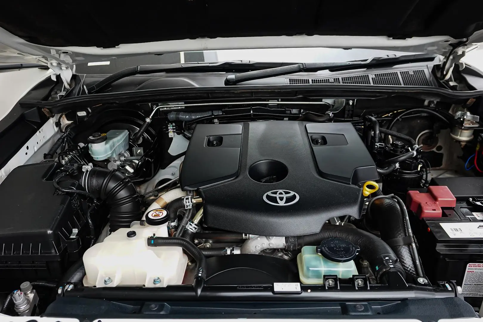 2019 Toyota Hilux Gallery Image 24