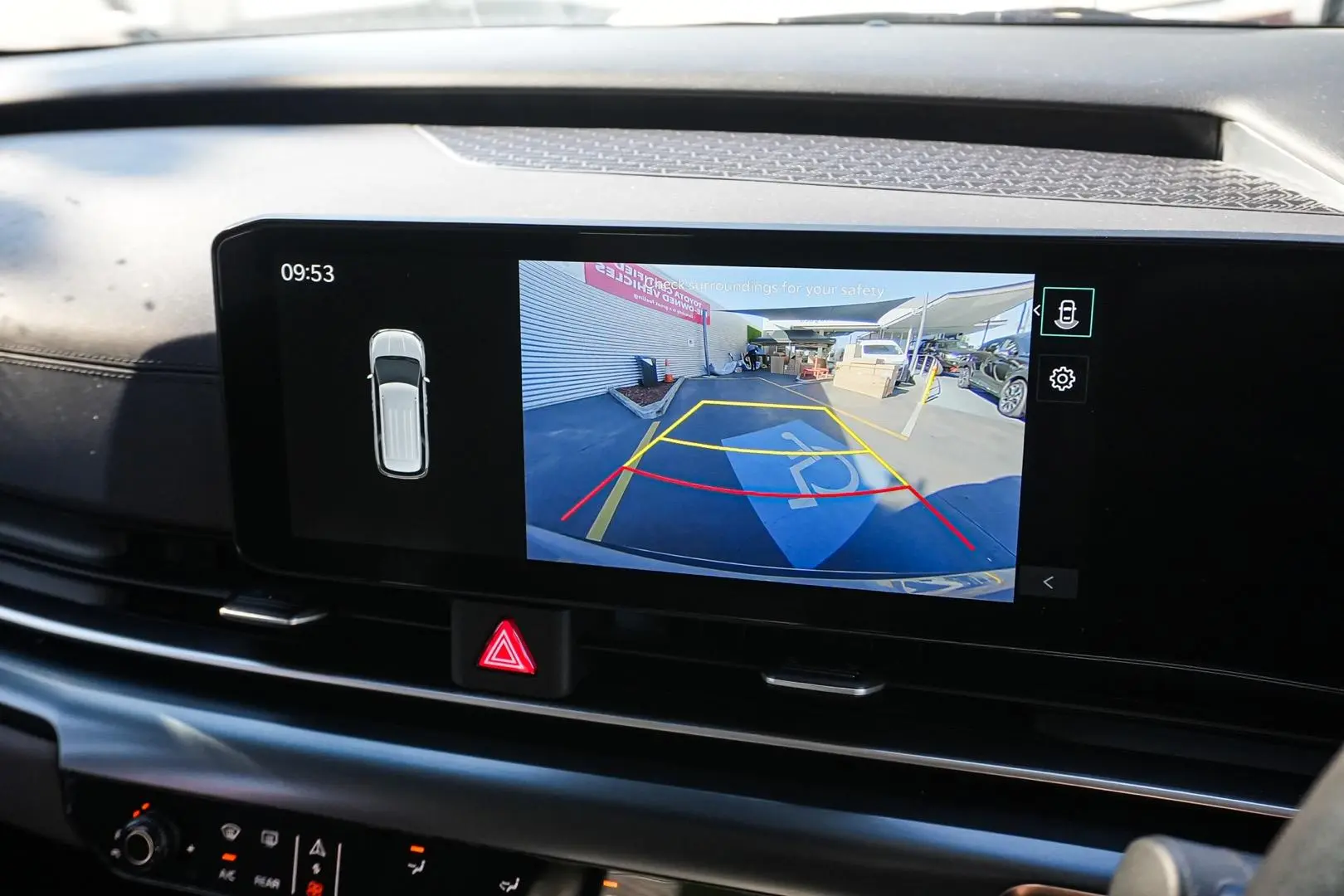 2024 Kia Carnival Gallery Image 21